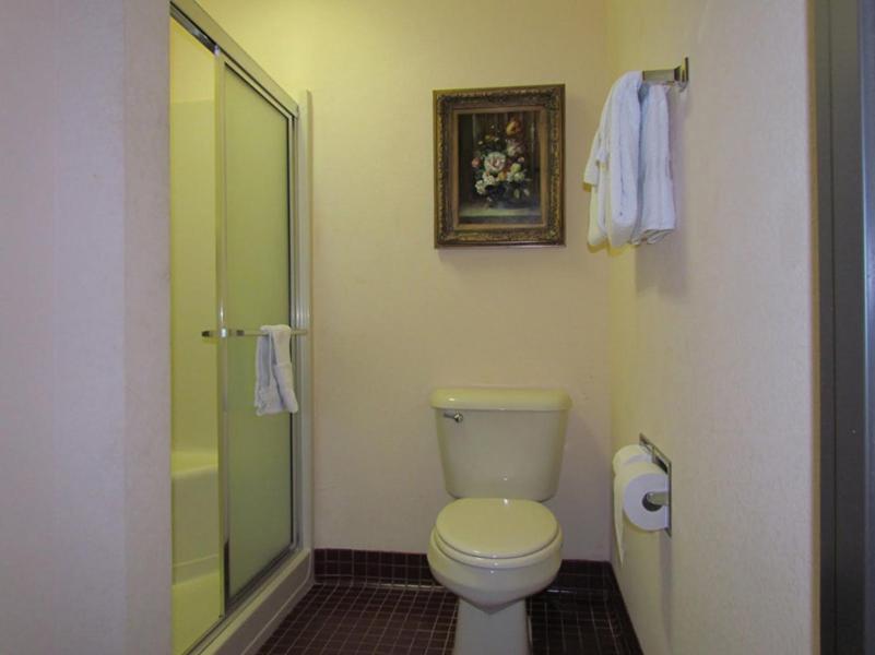 Western Inn & Suites Hampton photo 13