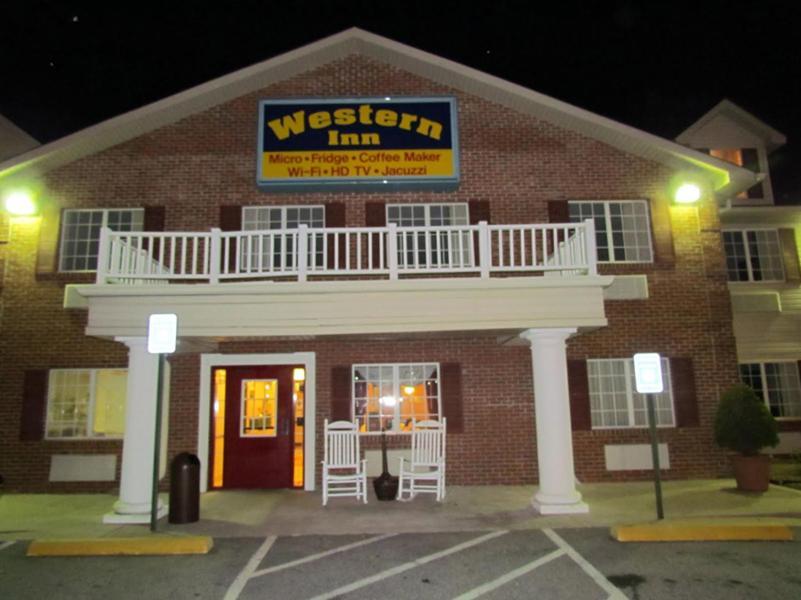 Western Inn & Suites Hampton photo 2