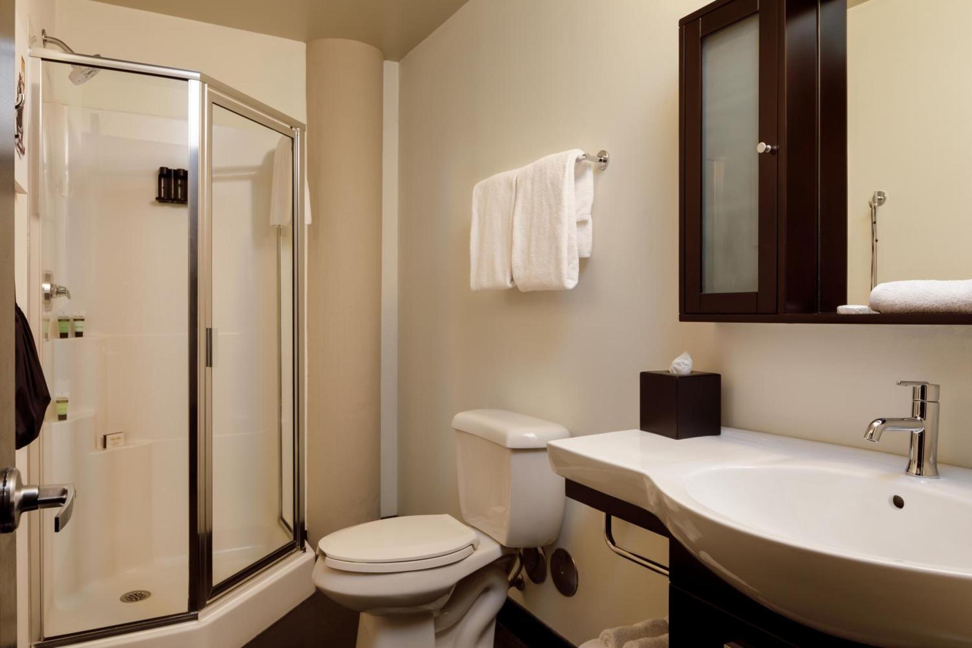 Hotel Clemons photo 55