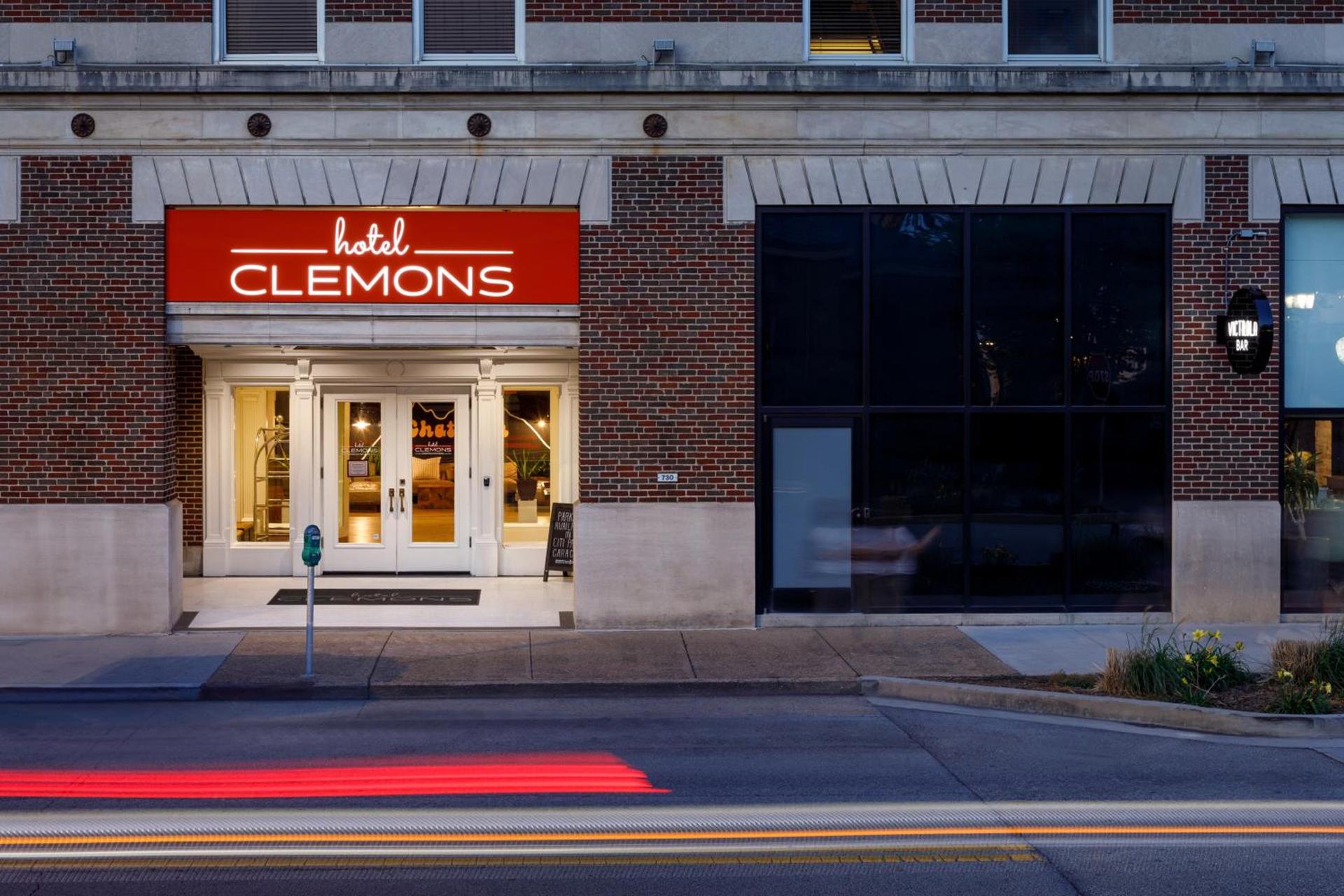 Hotel Clemons photo 2