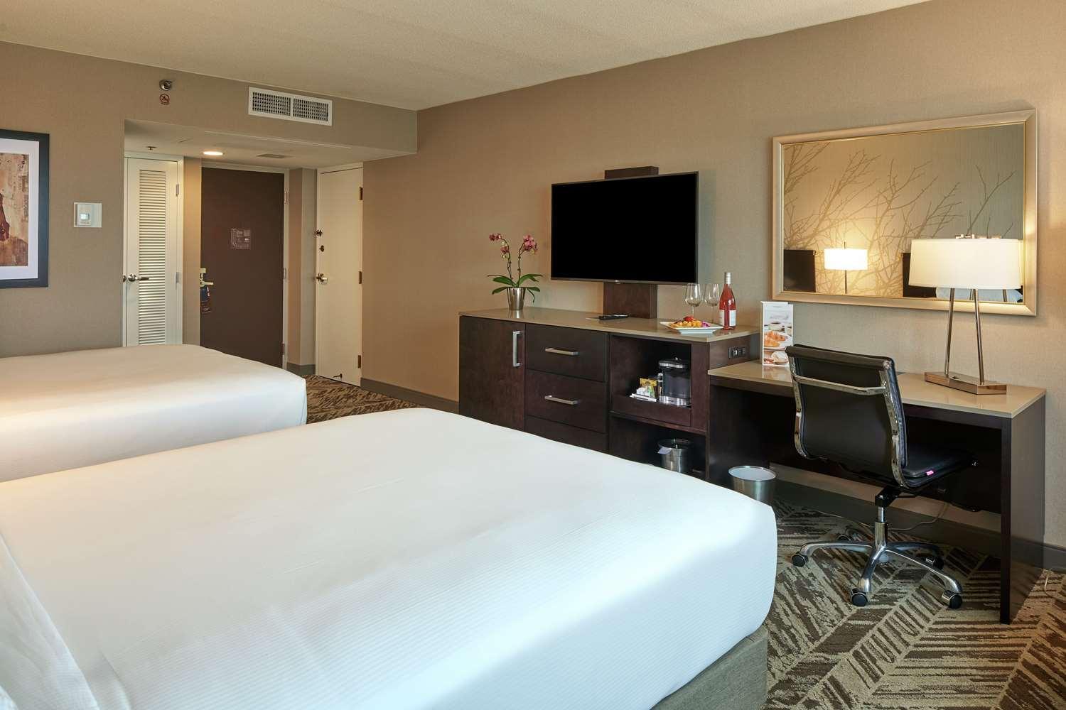 Hilton Cincinnati Airport photo 46