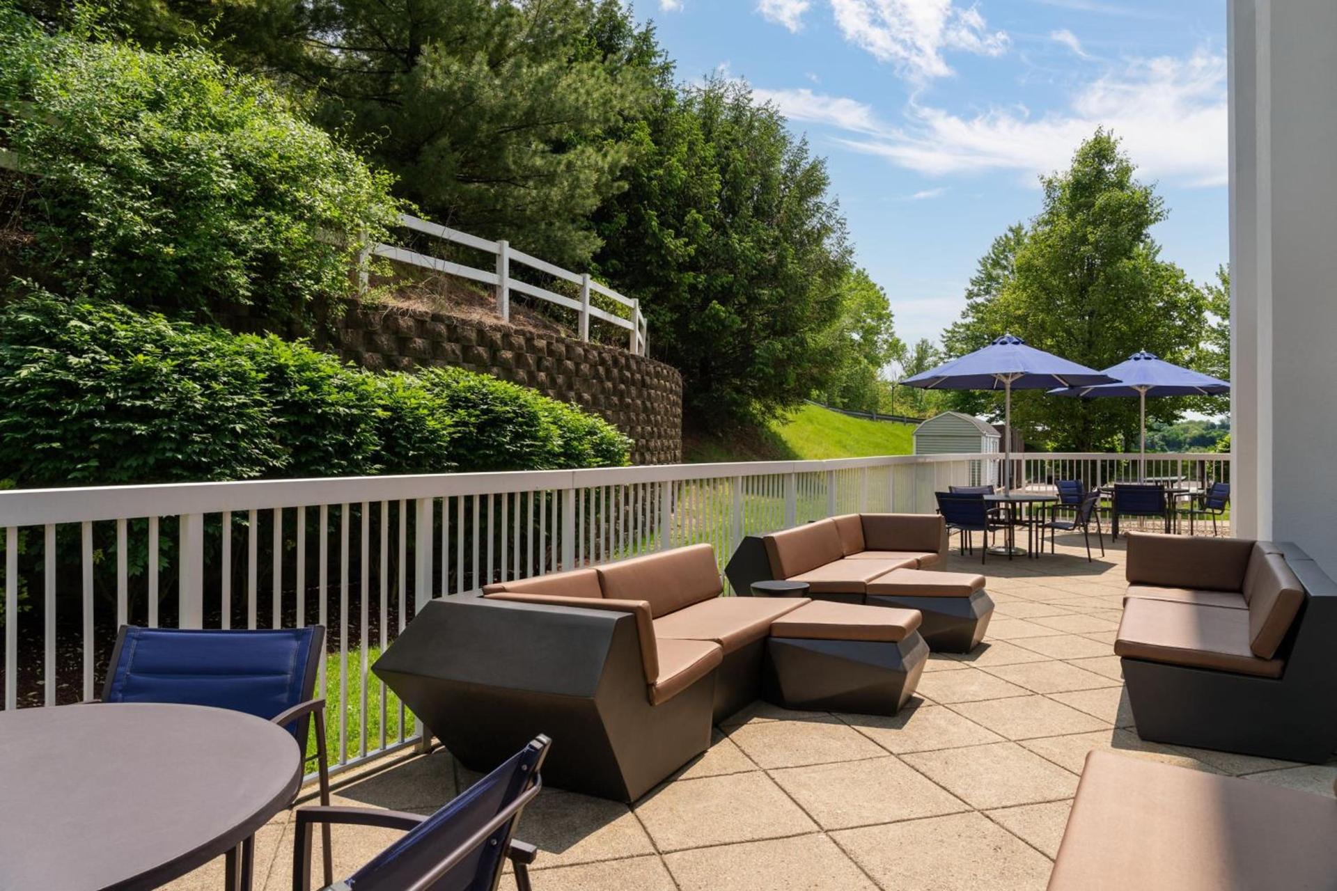 SpringHill Suites West Mifflin photo 16