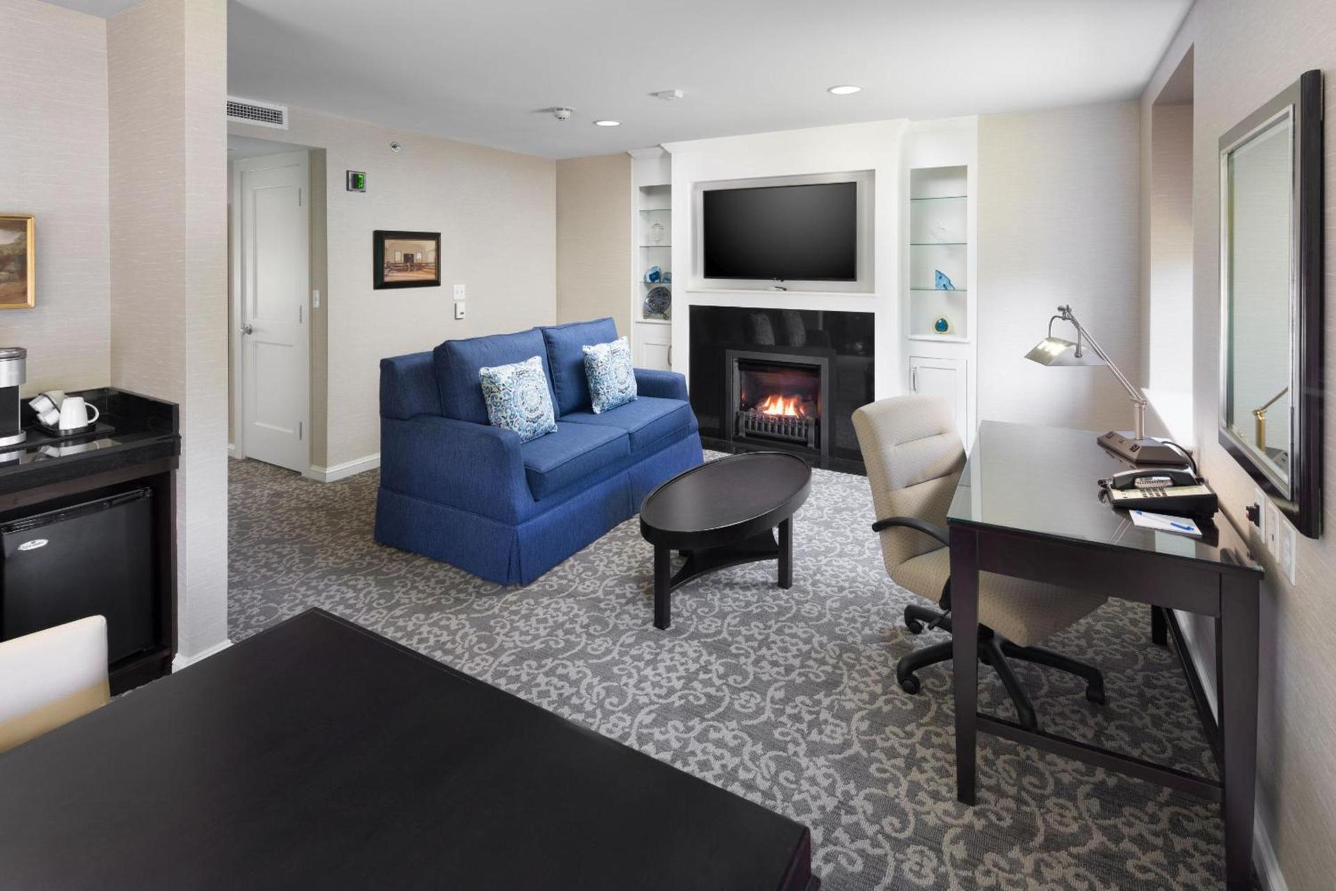 Andover Inn photo 16
