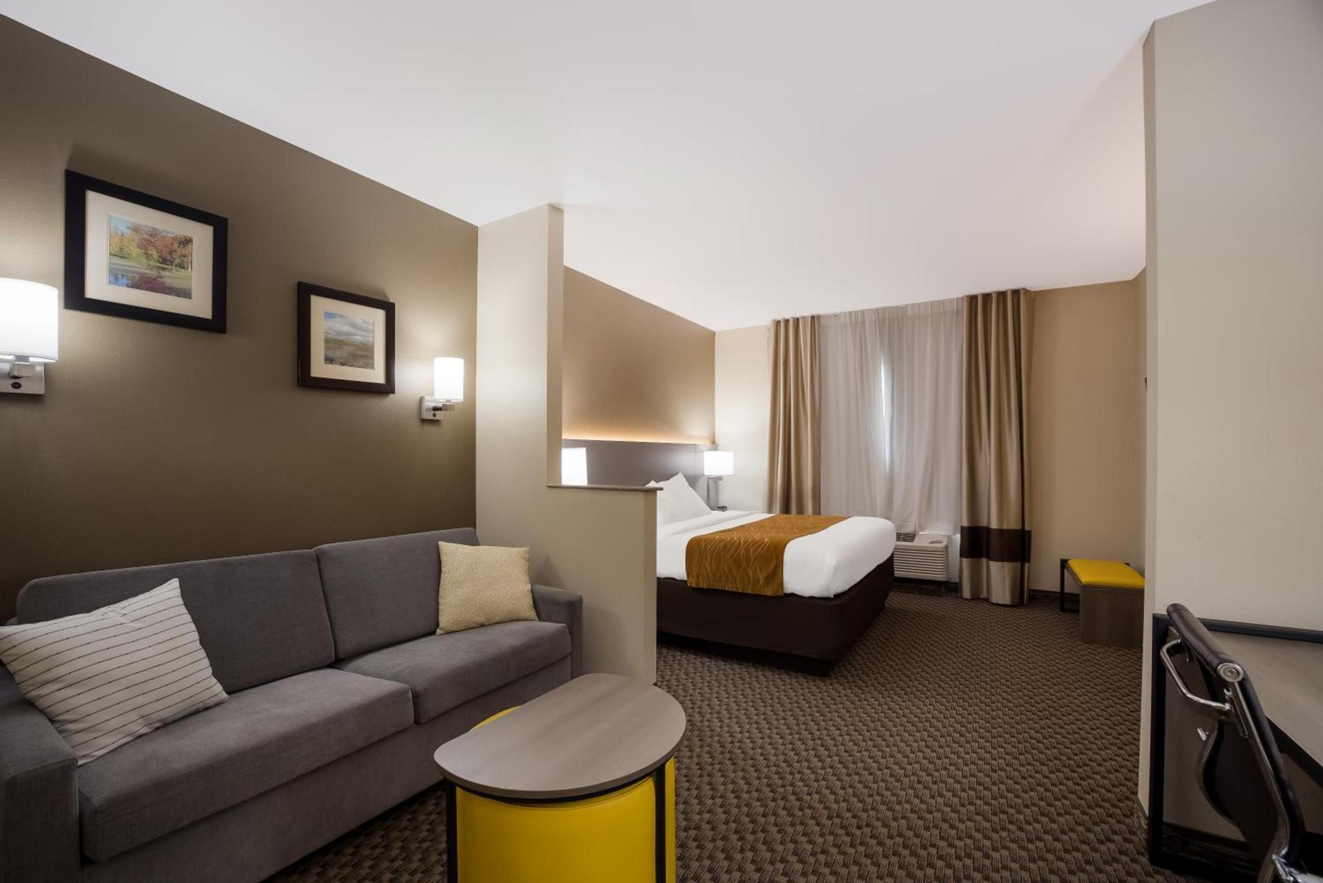 Comfort Inn & Suites Midway - Tallahassee West photo 44