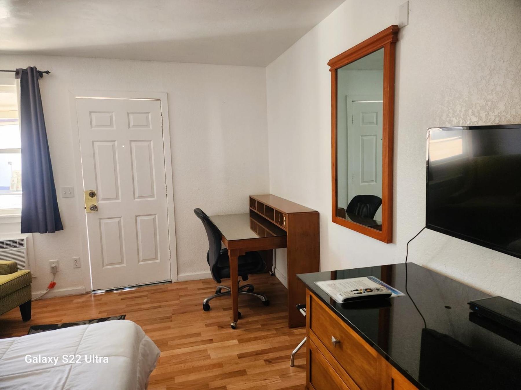 Rose's Motel photo 29