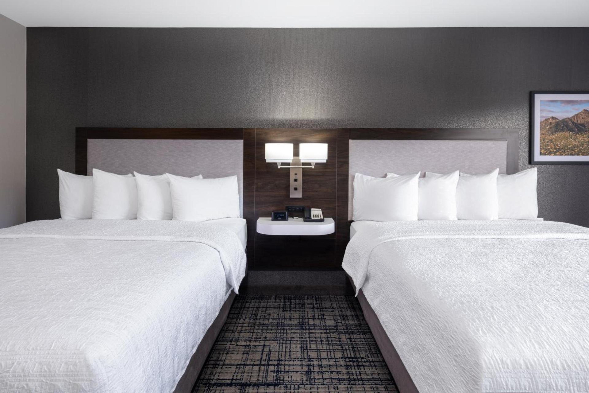 Hampton Inn & Suites Agoura Hills photo 67