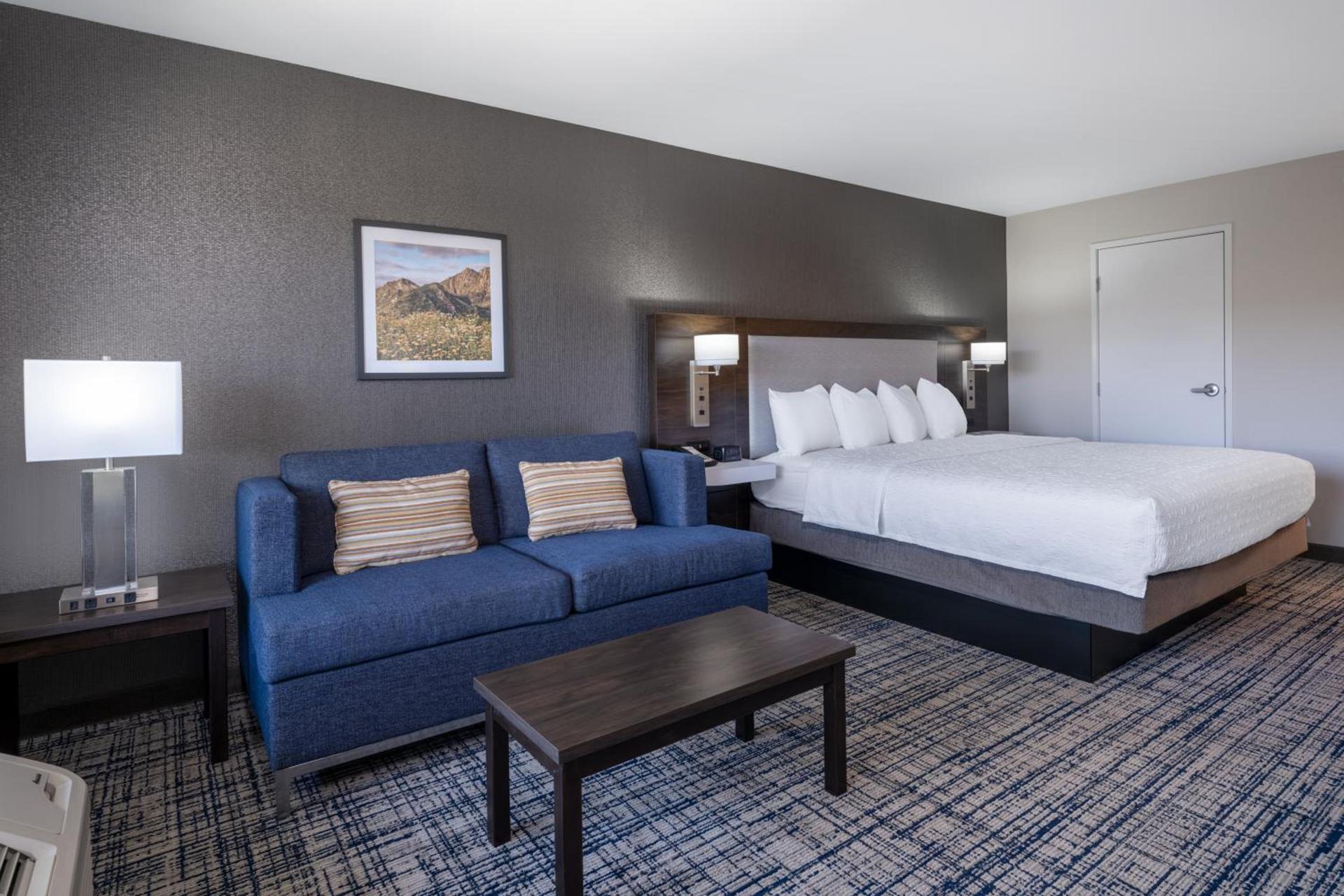 Hampton Inn & Suites Agoura Hills photo 73