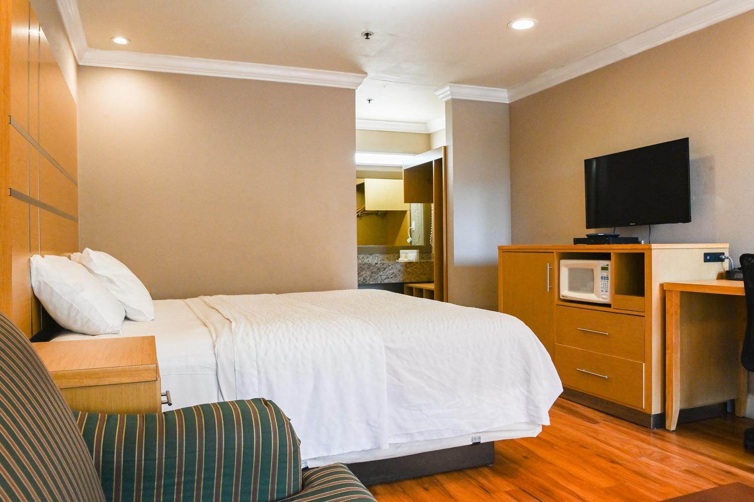 Days Inn by Wyndham San Francisco S/Oyster Point Airport photo 31