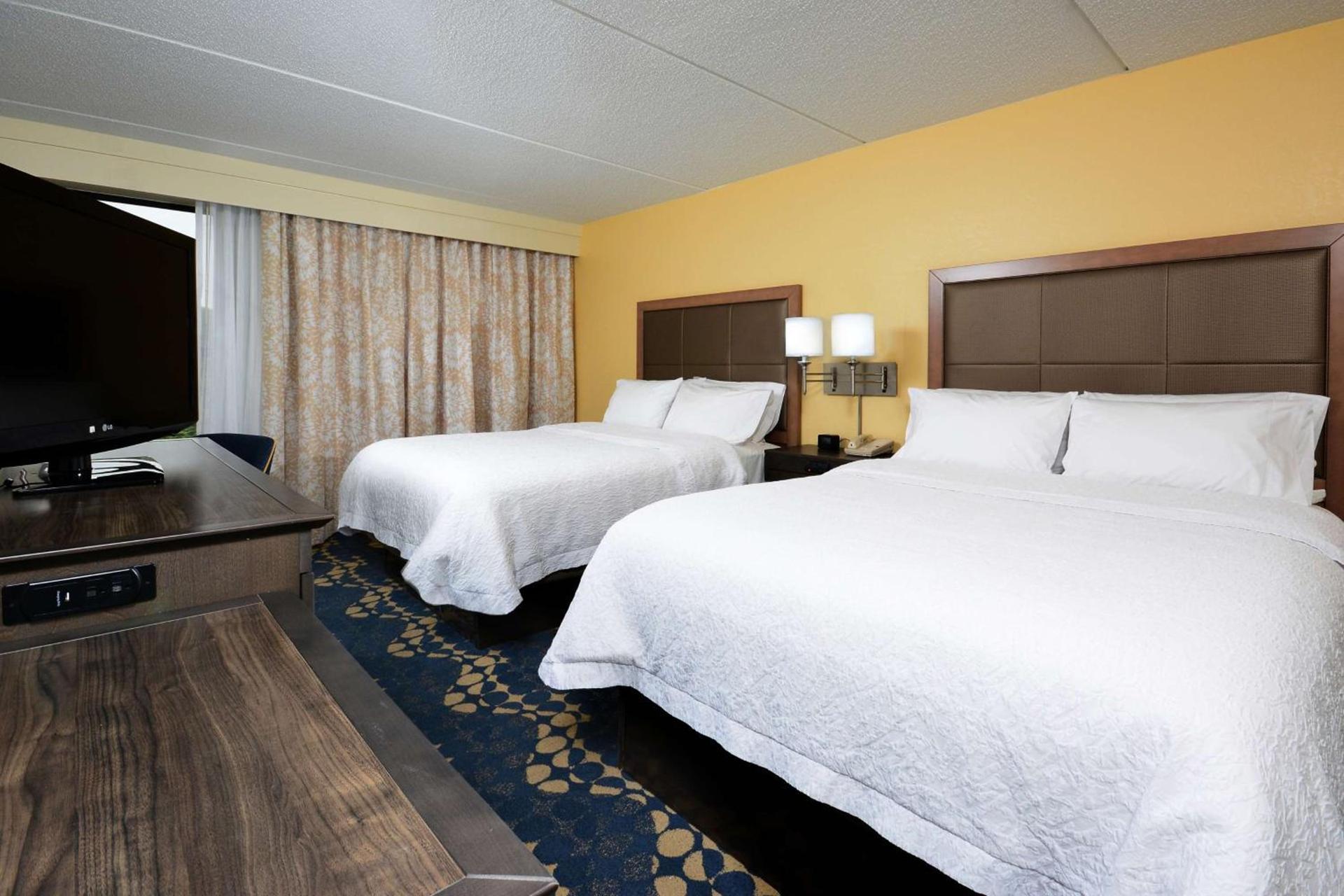 Hampton Inn Roxboro photo 19