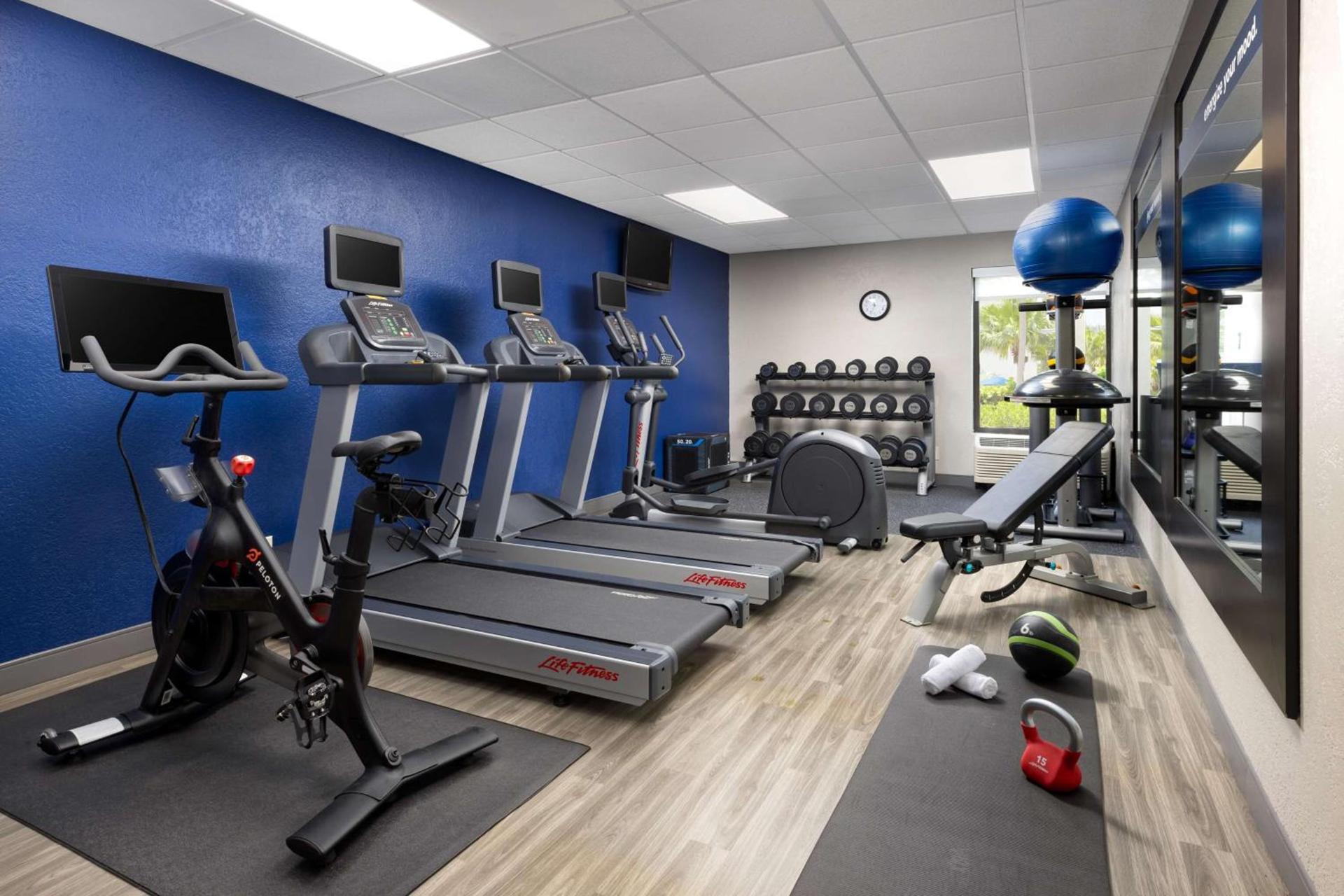 Hampton Inn Naples-Central photo 48