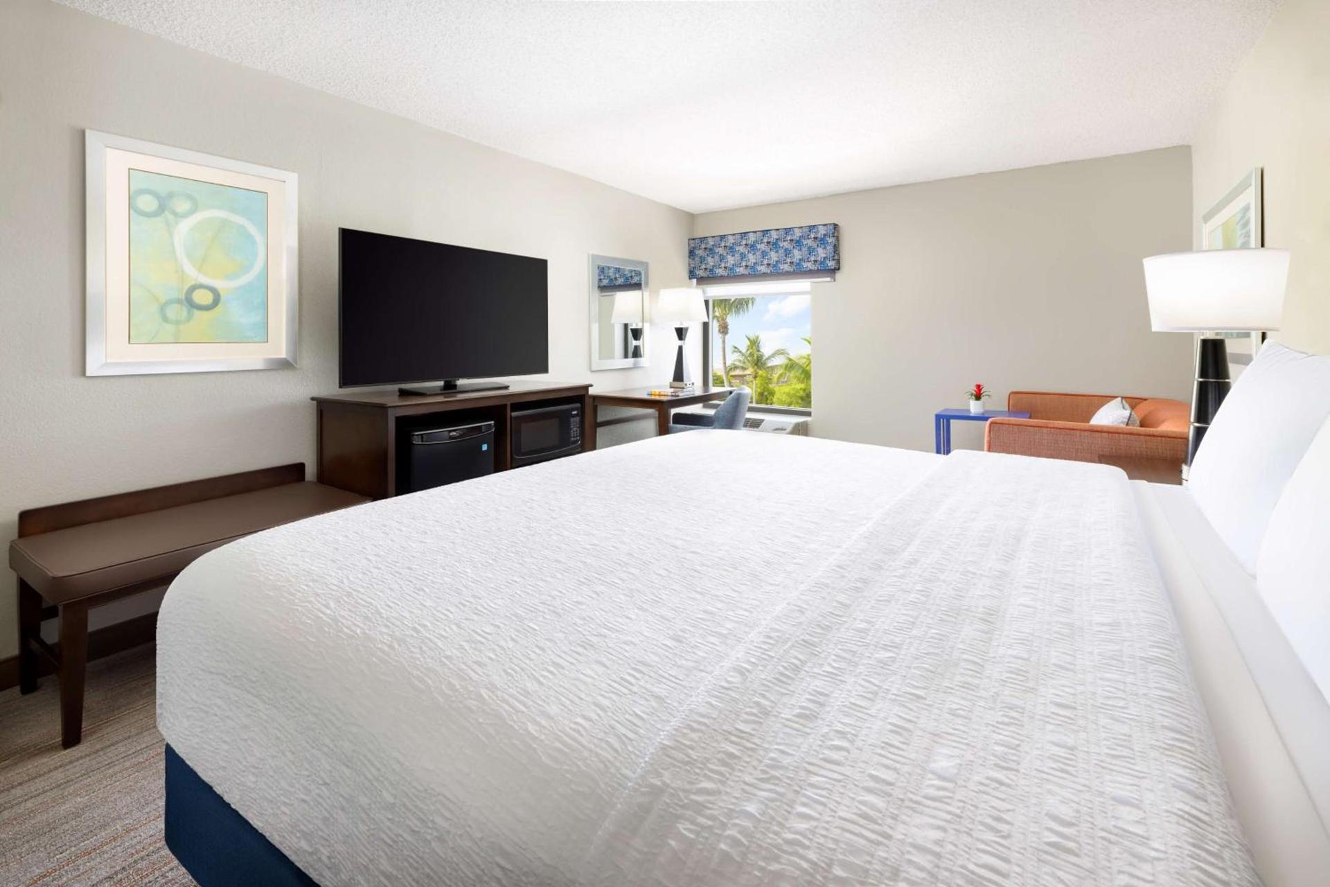 Hampton Inn Naples-Central photo 28