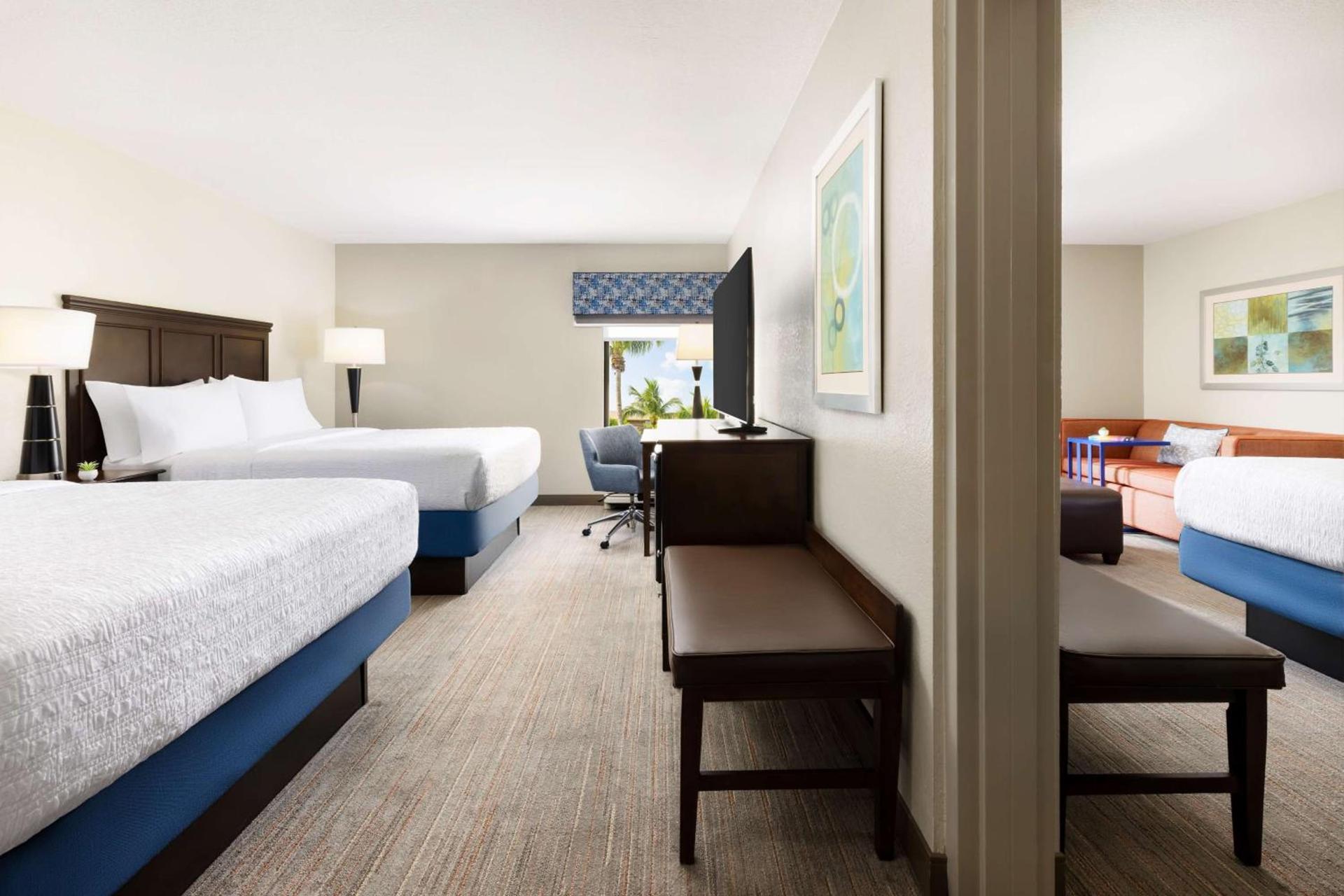 Hampton Inn Naples-Central photo 31