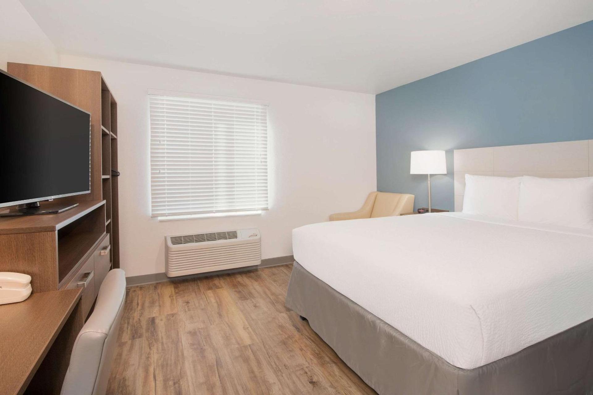 WoodSpring Suites Savannah Pooler photo 8