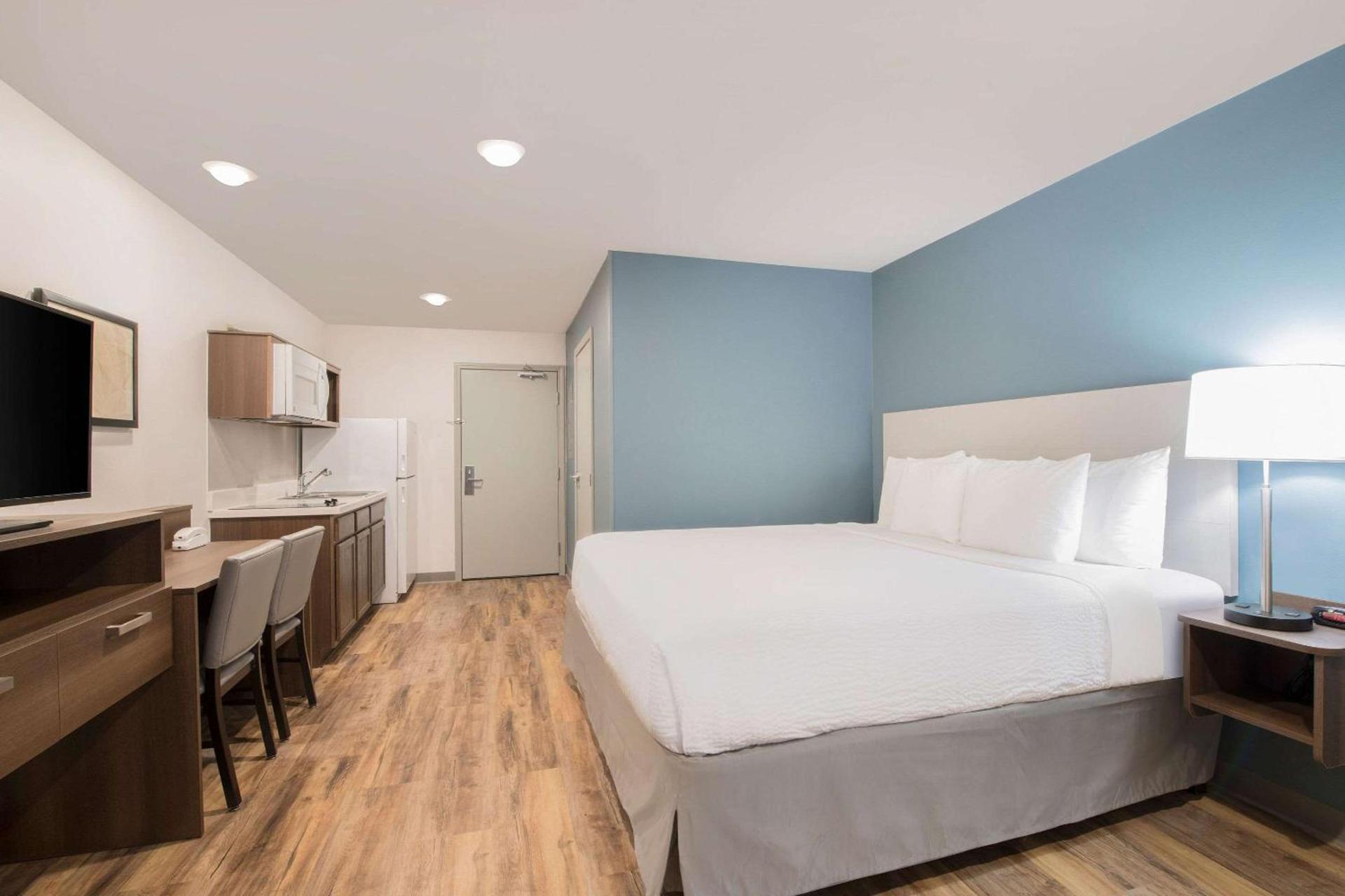 WoodSpring Suites Savannah Pooler photo 11