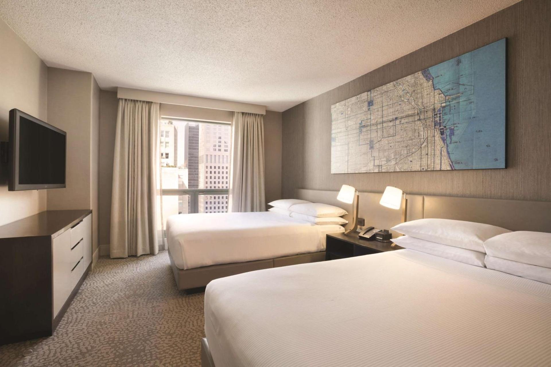 Hilton Chicago Magnificent Mile Suites photo 59