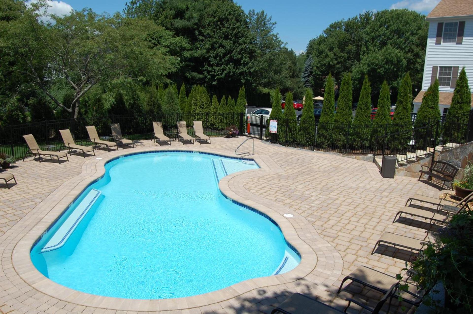 Sea Rose Suites photo 2
