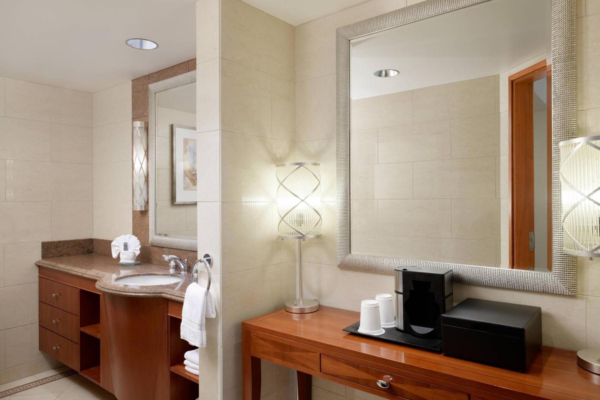 San Diego Marriott Gaslamp Quarter photo 30