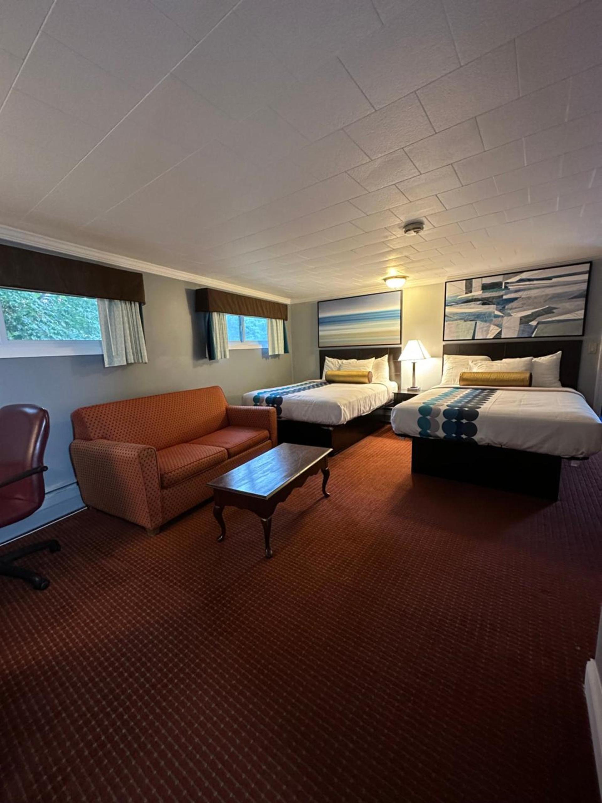 Rodeway Inn Orleans - Cape Cod photo 10
