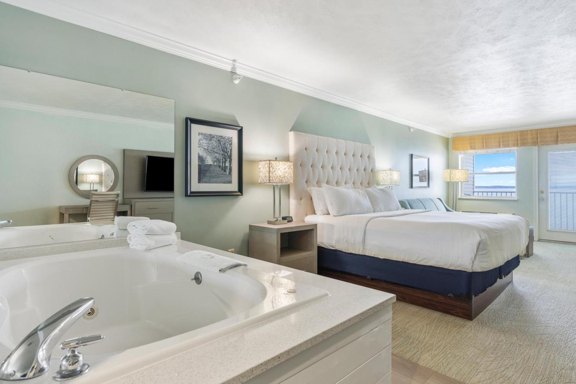 Cherry Tree Inn & Suites photo 67