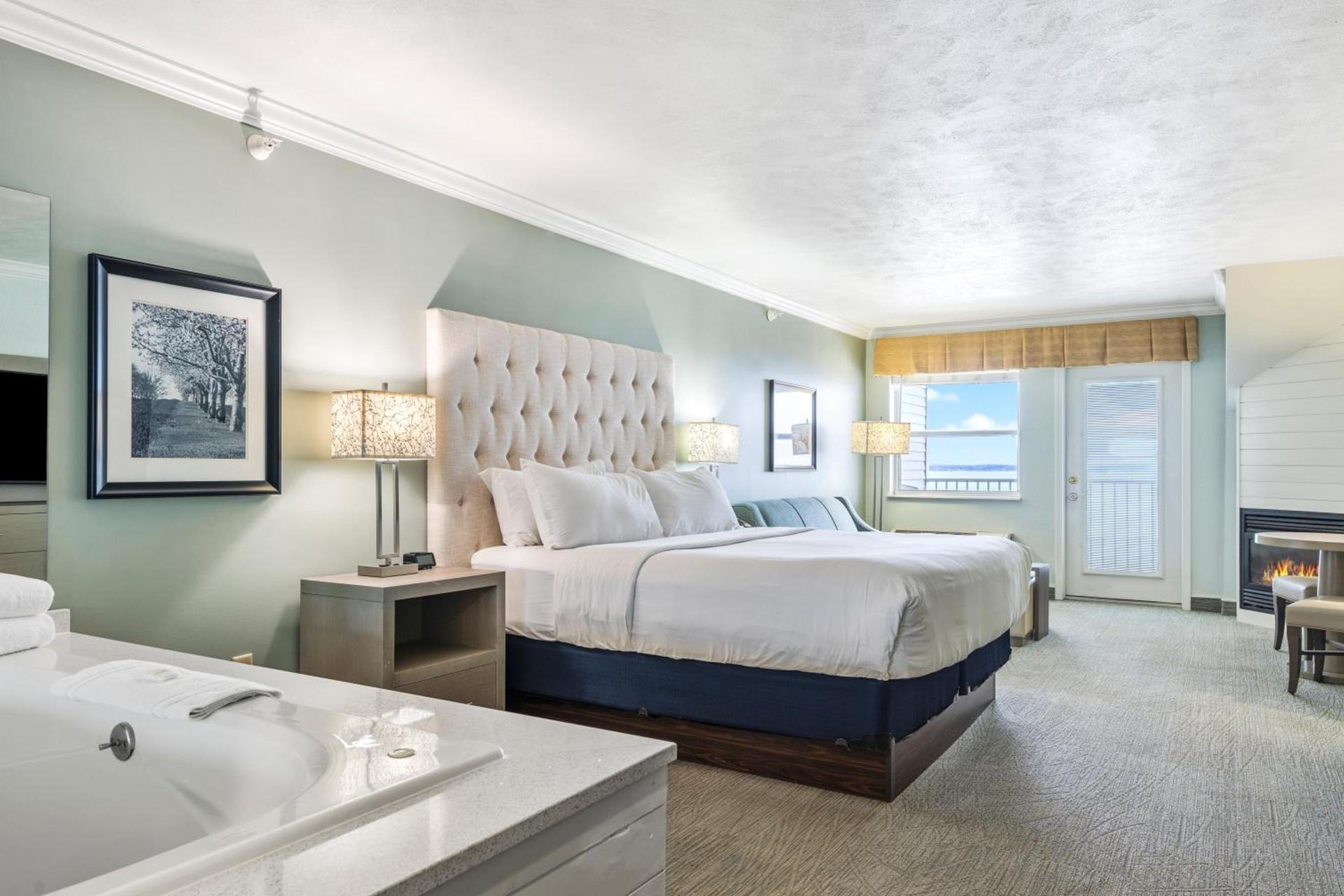 Cherry Tree Inn & Suites photo 65