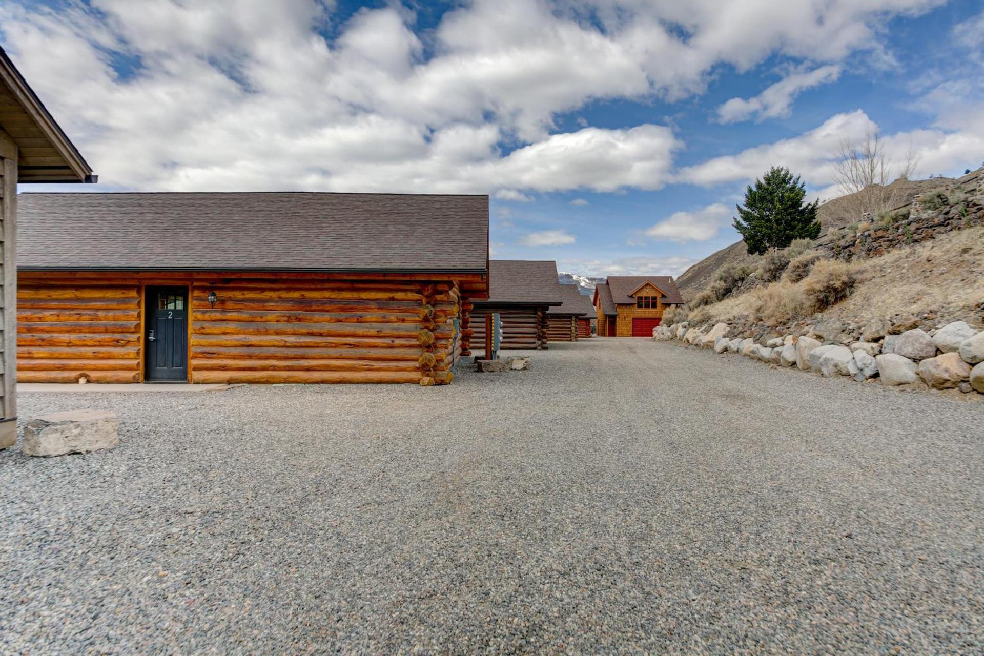 Roosevelt Hotel & Cabins - Yellowstone photo 24