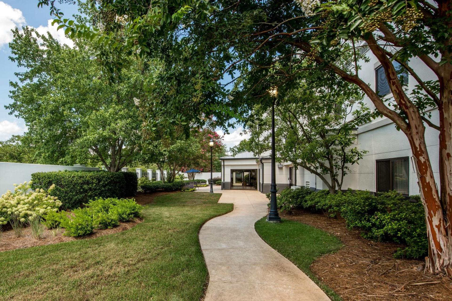 Courtyard by Marriott Charlotte Ballantyne photo 44