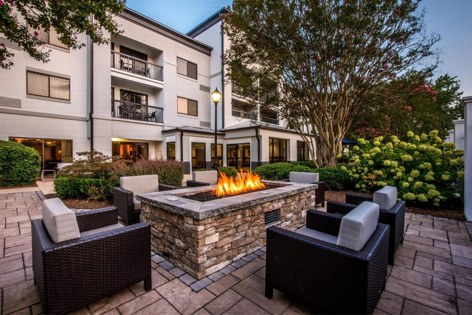 Courtyard by Marriott Charlotte Ballantyne photo 50