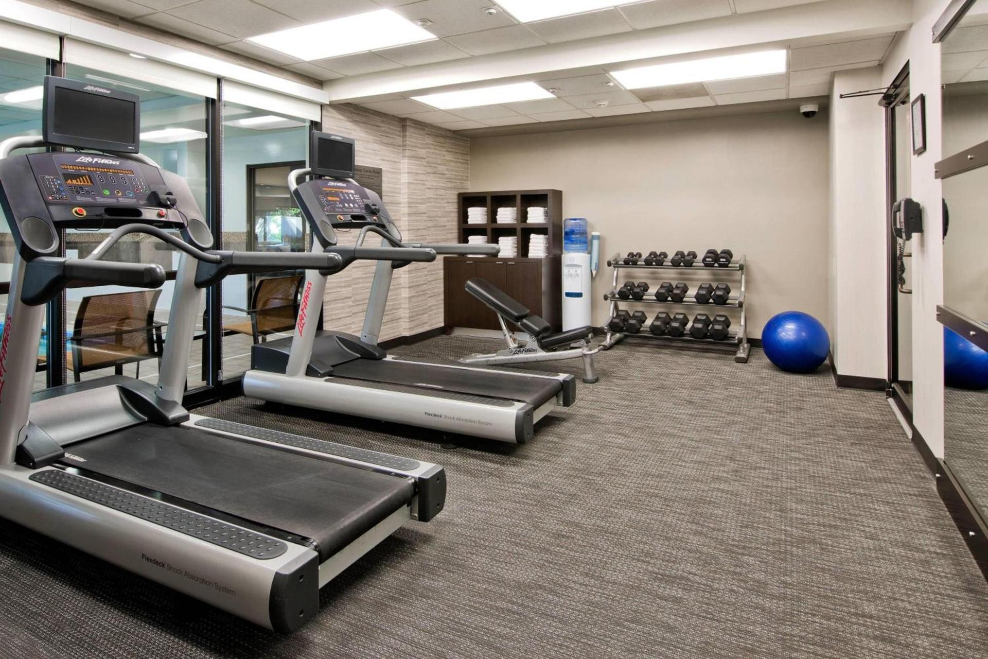 Courtyard by Marriott Charlotte Ballantyne photo 62