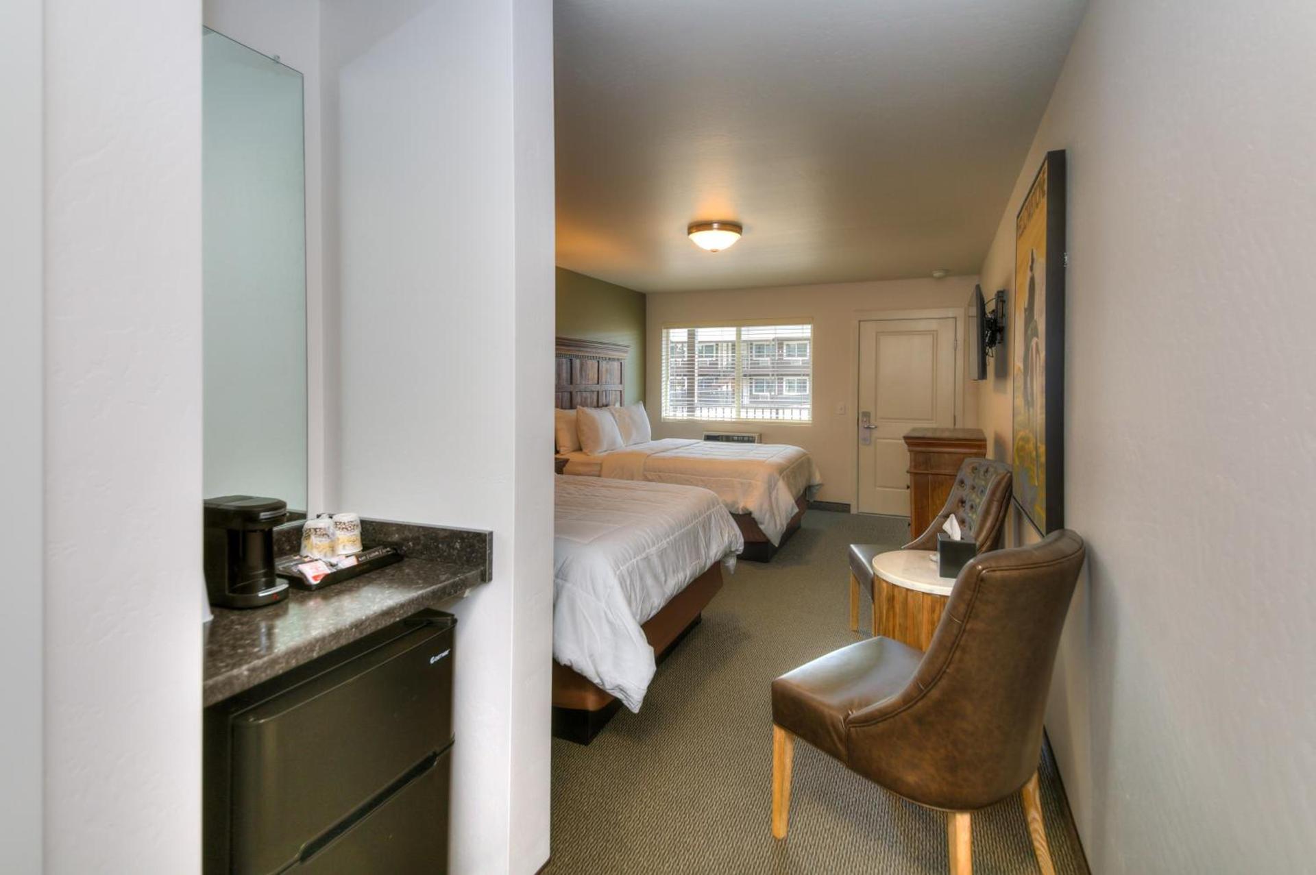 Roosevelt Hotel & Cabins - Yellowstone photo 31