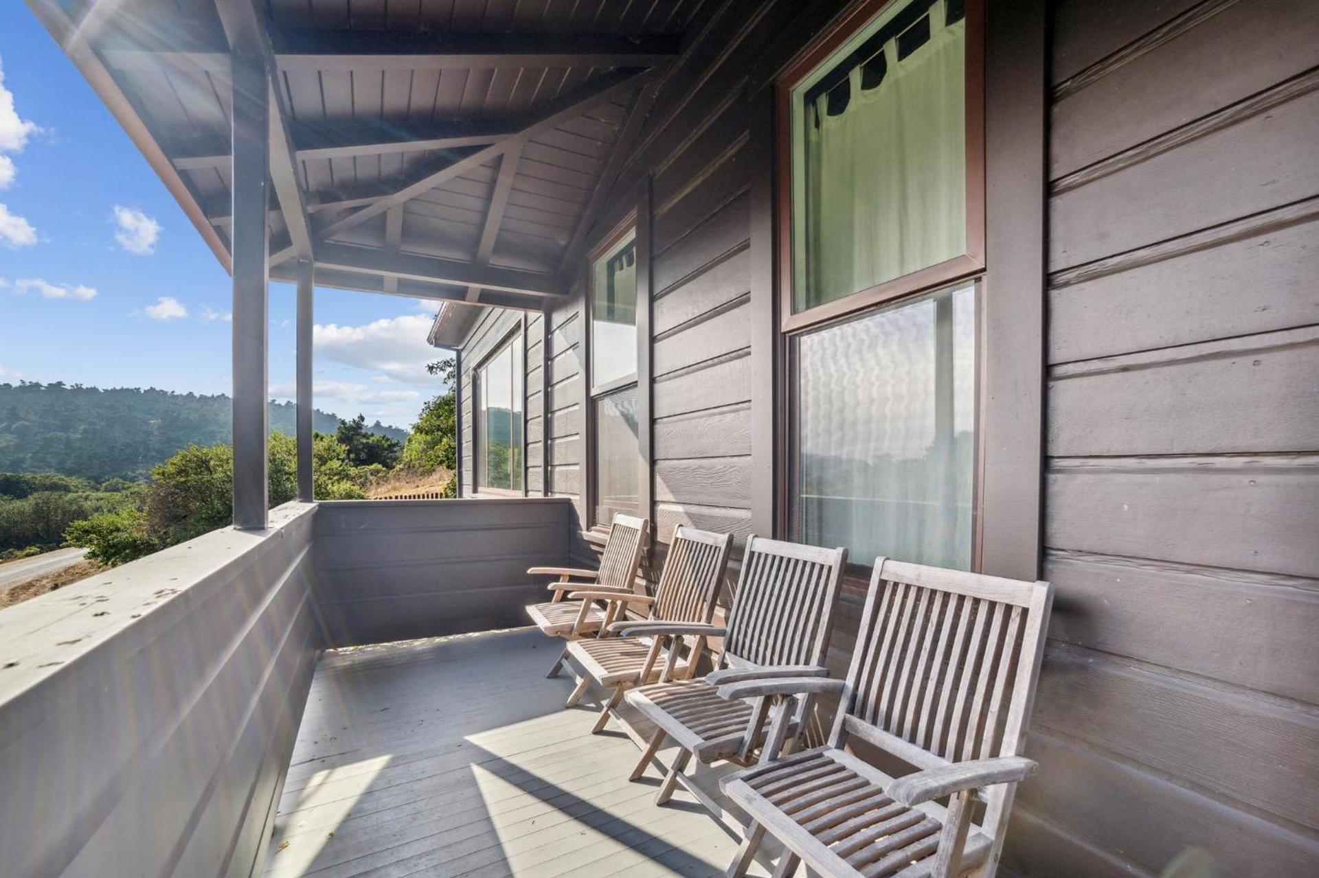 Limantour Lodge photo 2