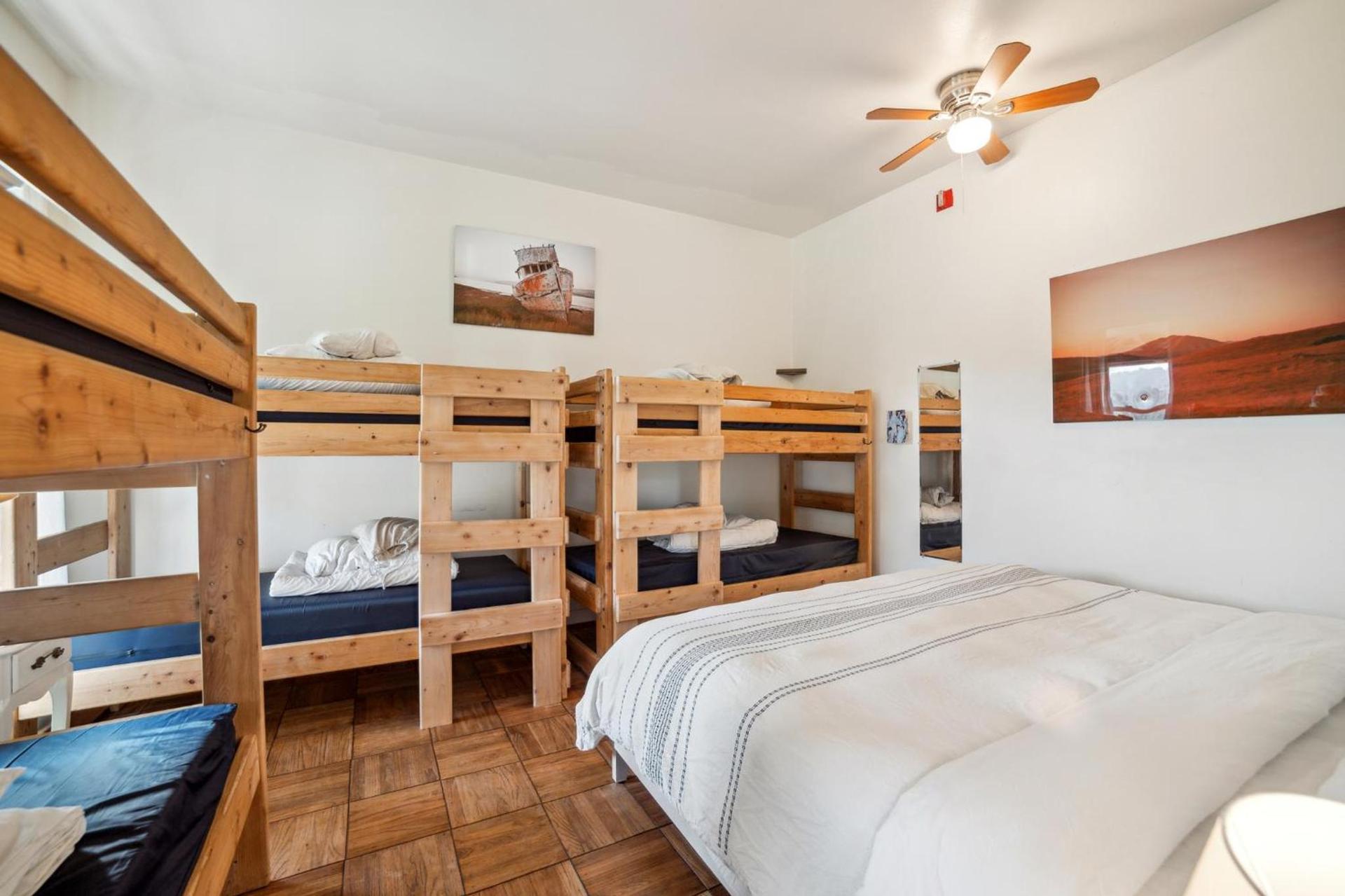 Limantour Lodge photo 13