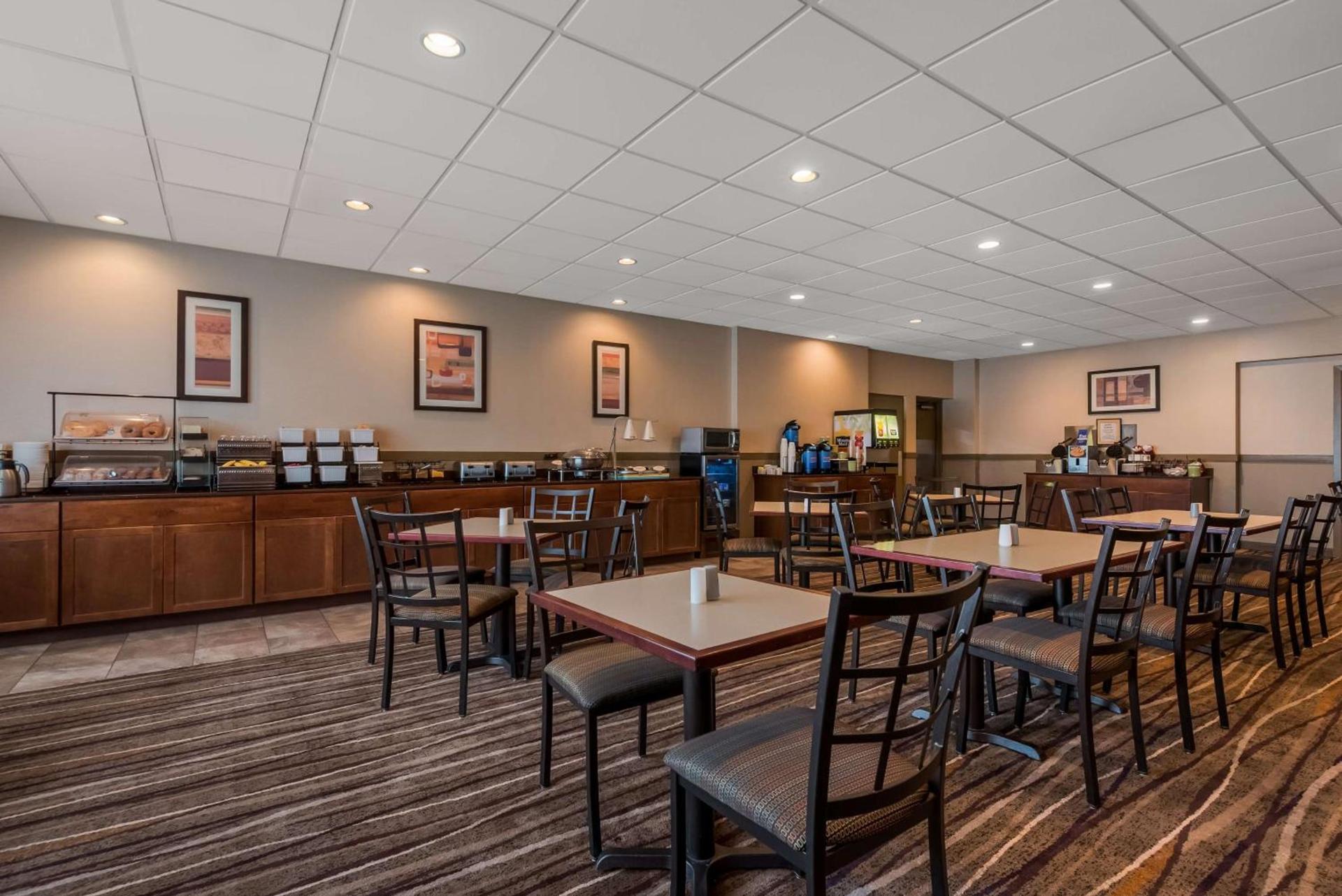 Best Western Philadelphia South - West Deptford Inn photo 26