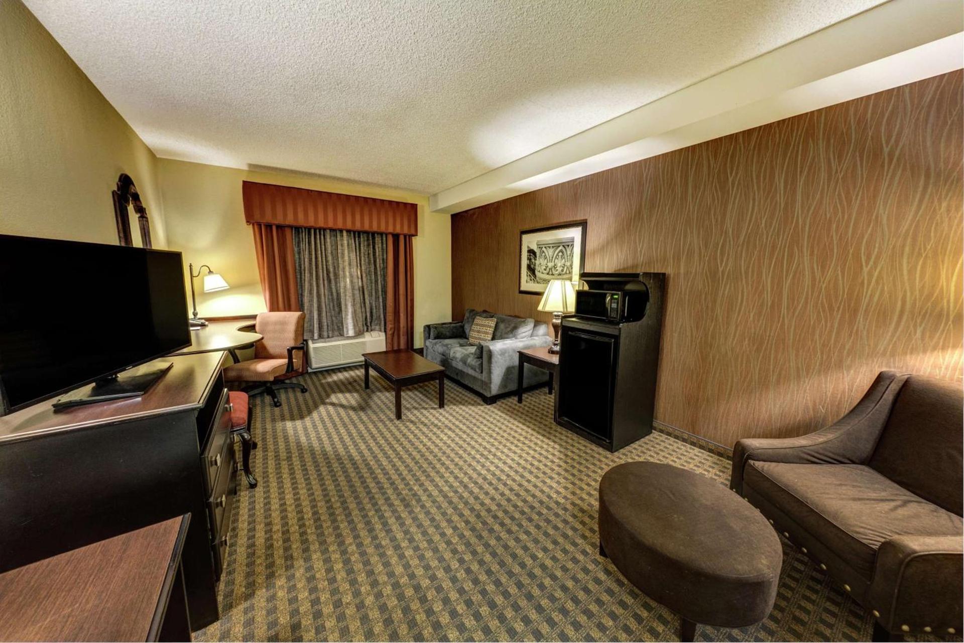 Hampton Inn & Suites Chadds Ford photo 18