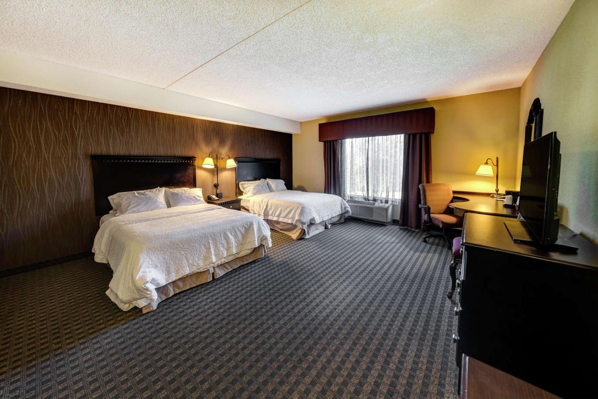 Hampton Inn & Suites Chadds Ford photo 29