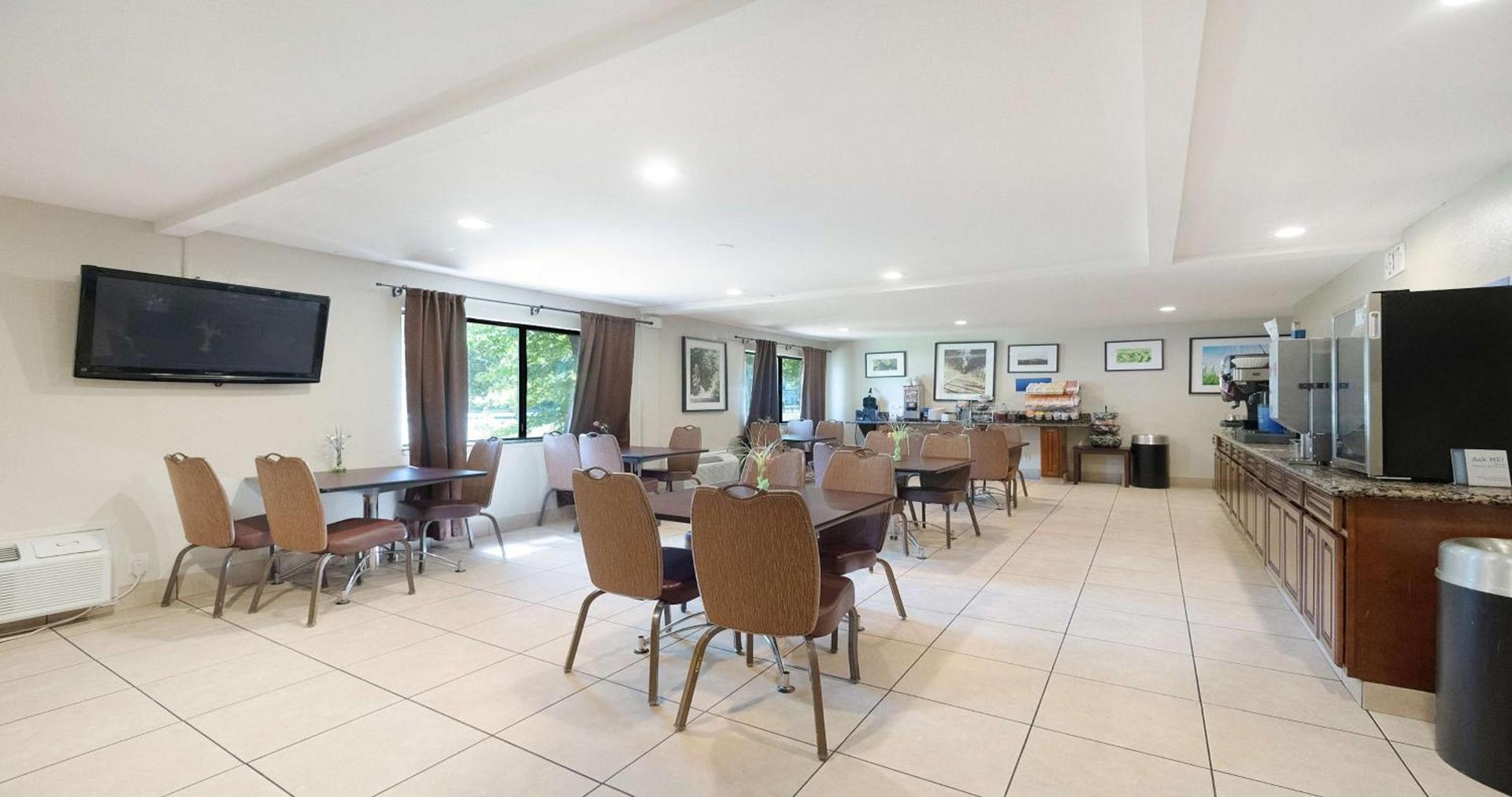 Best Western Amador Inn photo 60