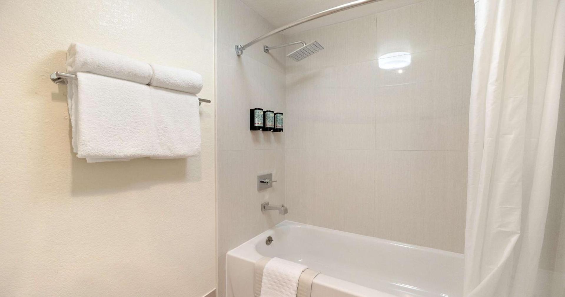 Best Western Amador Inn photo 65