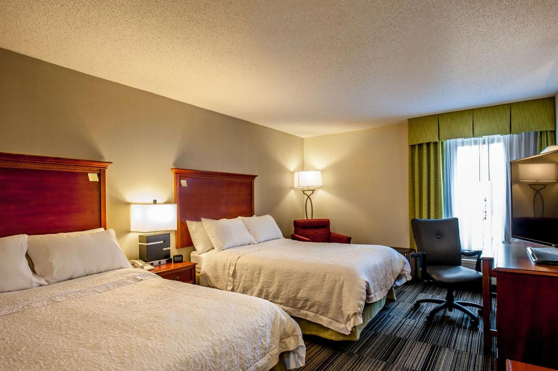 Hampton Inn Bowling Green KY photo 27