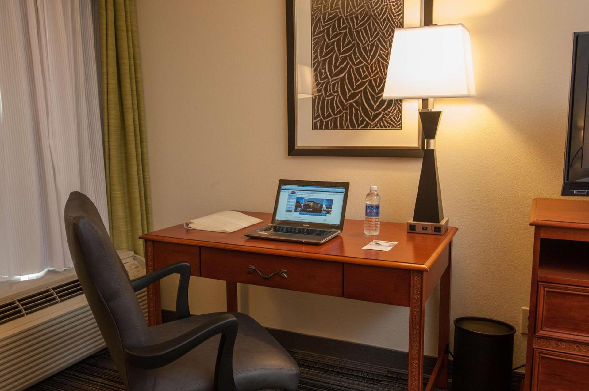 Hampton Inn Bowling Green KY photo 29