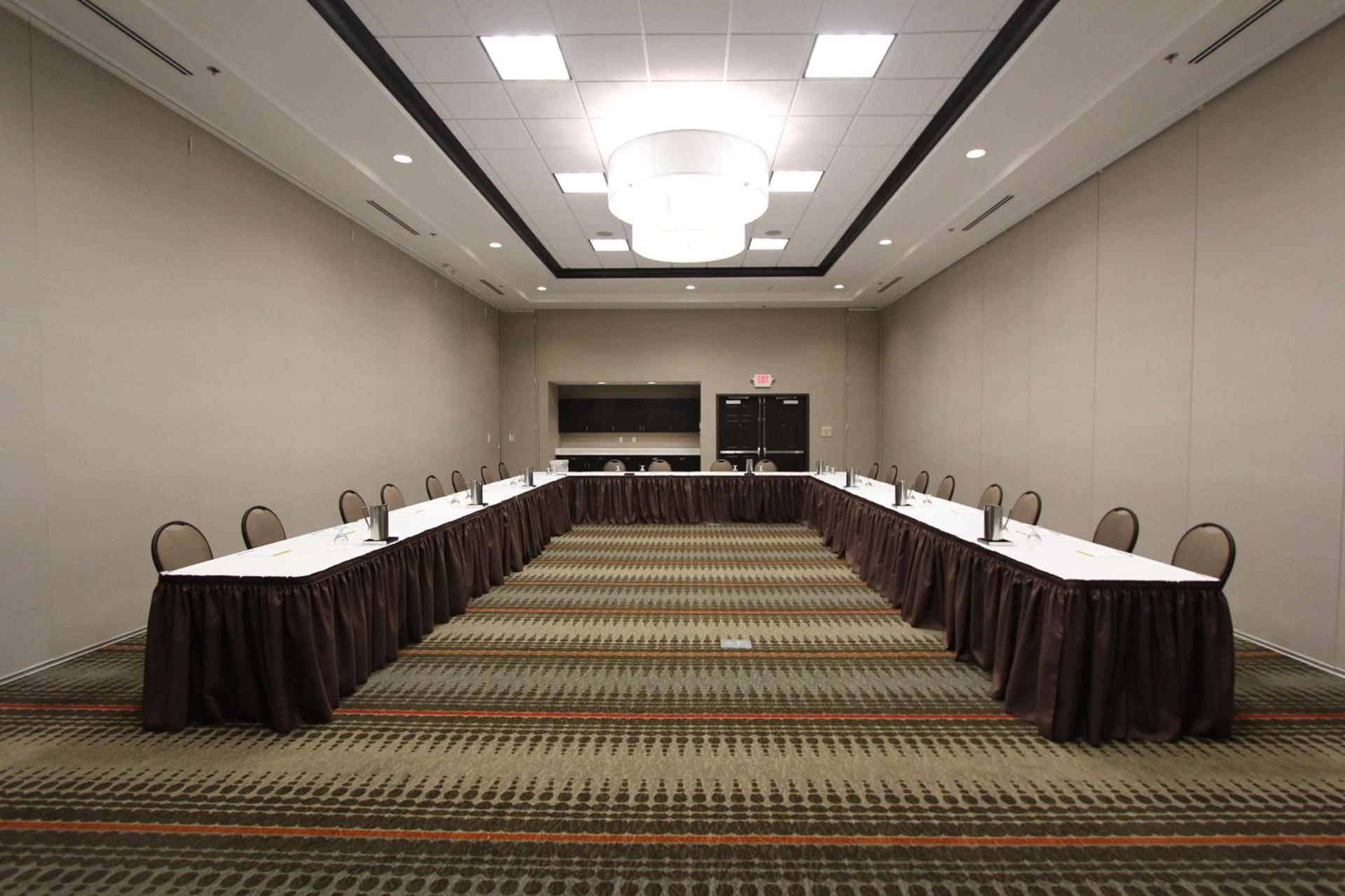 Hilton Garden Inn Findlay photo 36