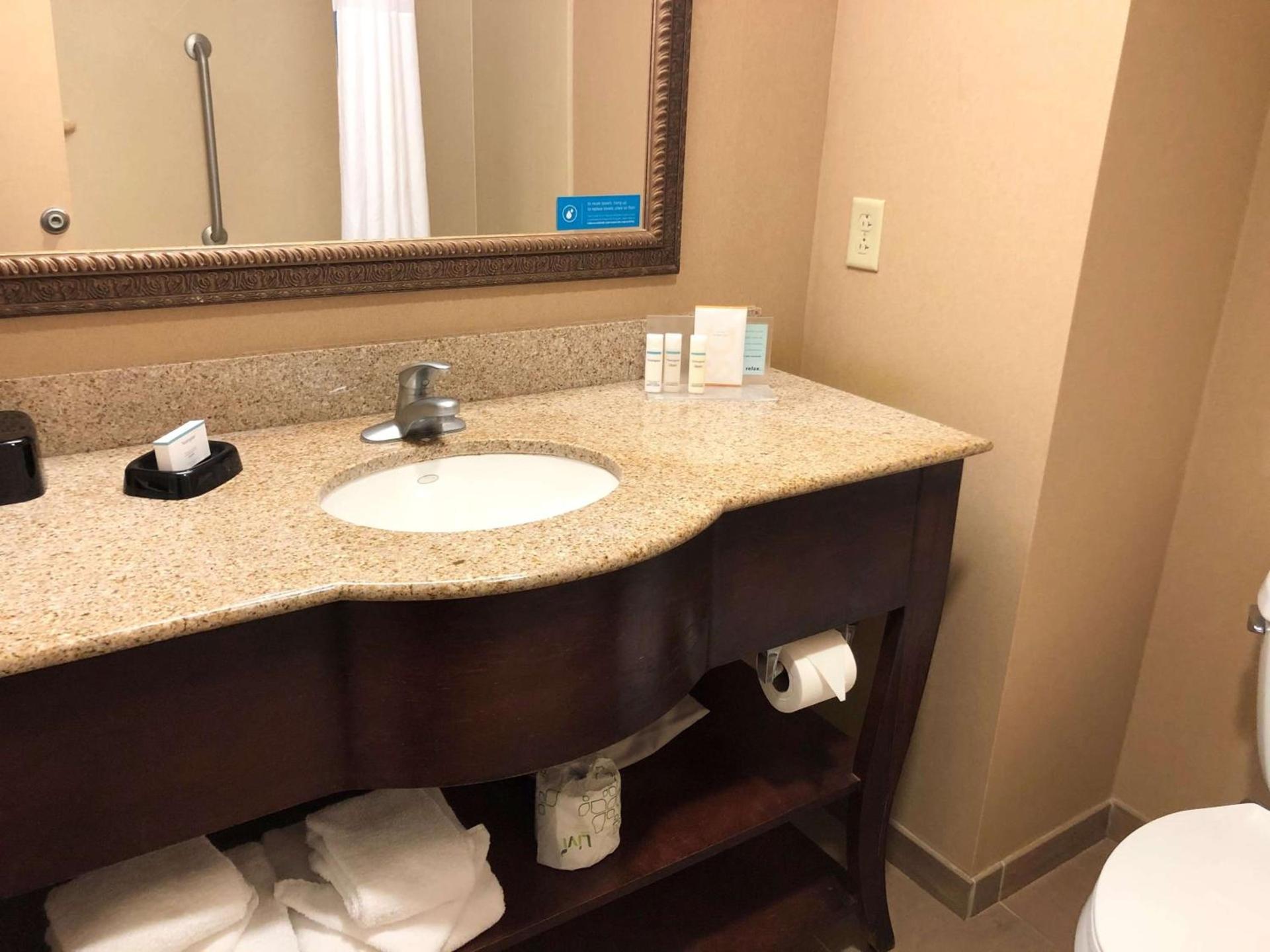 Hampton Inn & Suites Norfolk-Airport photo 24