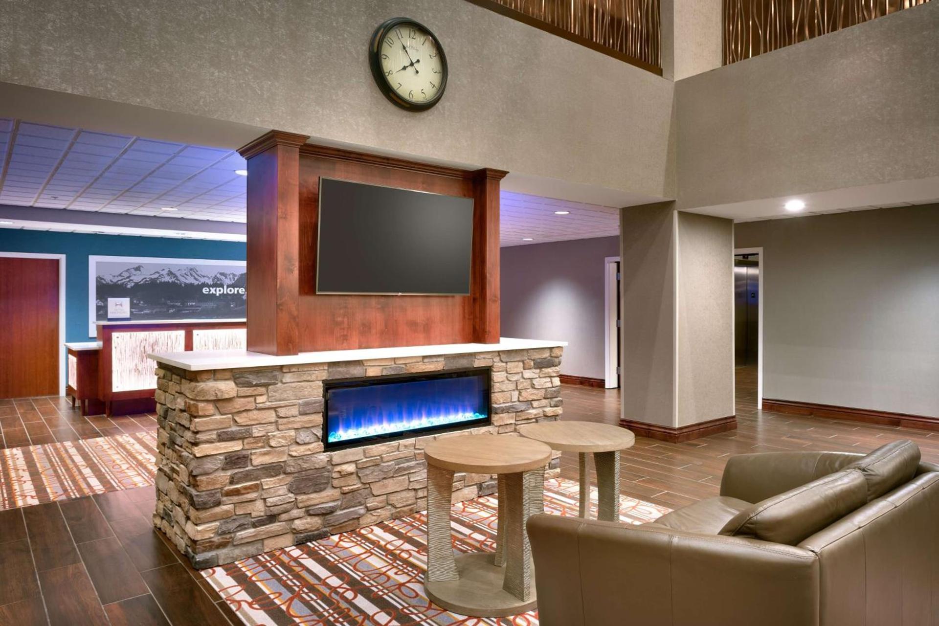 Hampton Inn & Suites Pocatello photo 2