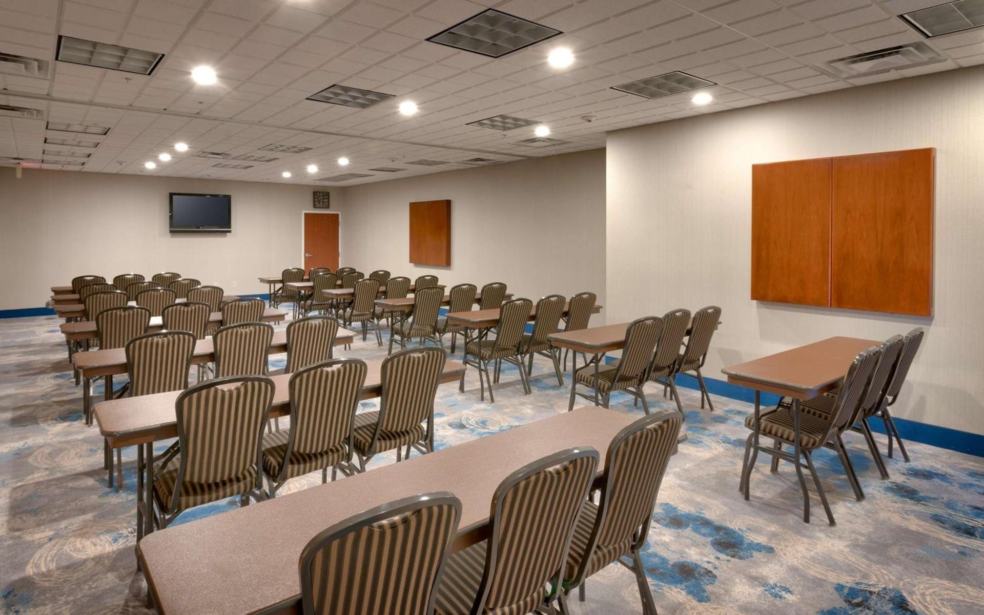 Hampton Inn & Suites Pocatello photo 31