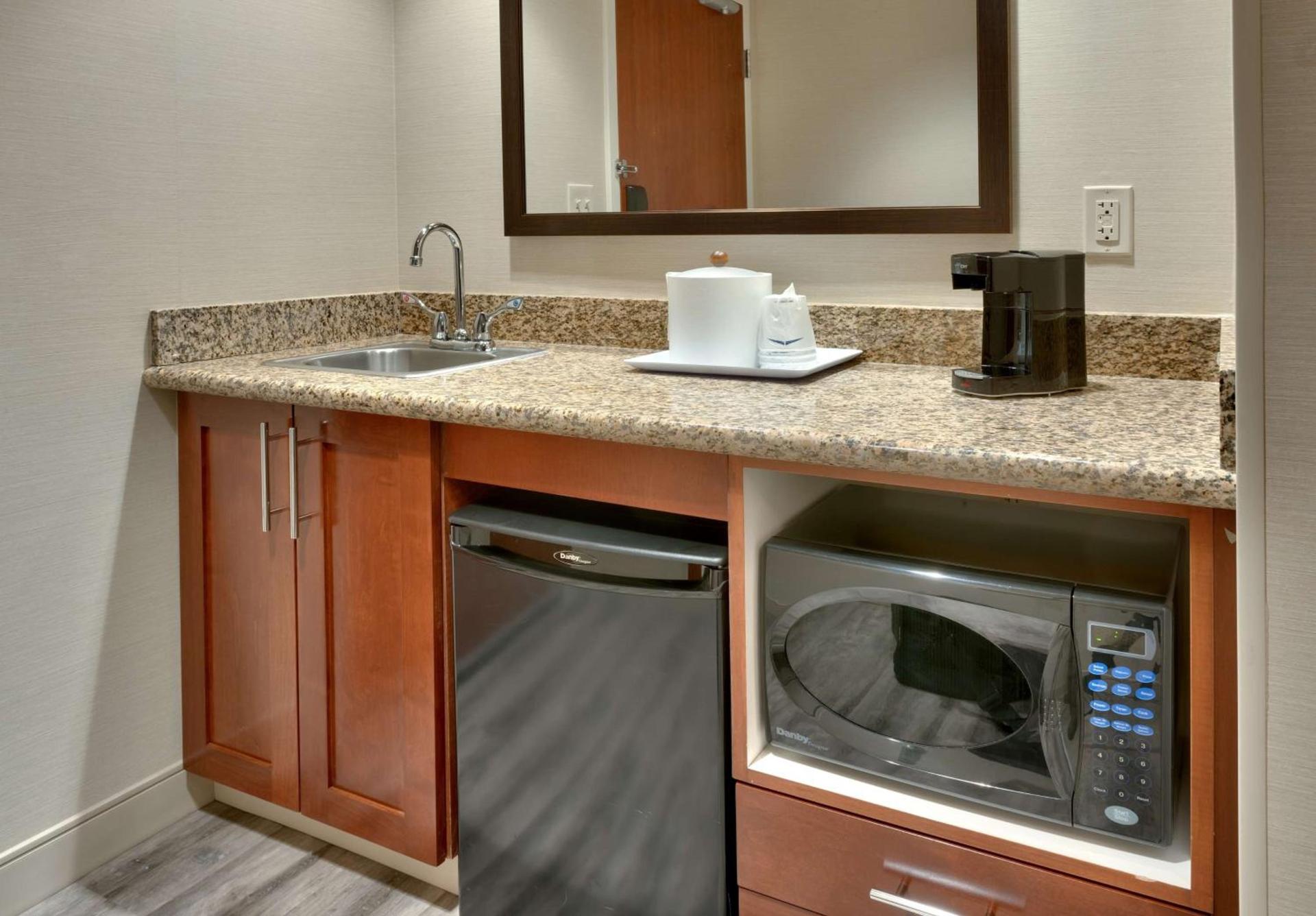 Hampton Inn & Suites Pocatello photo 34