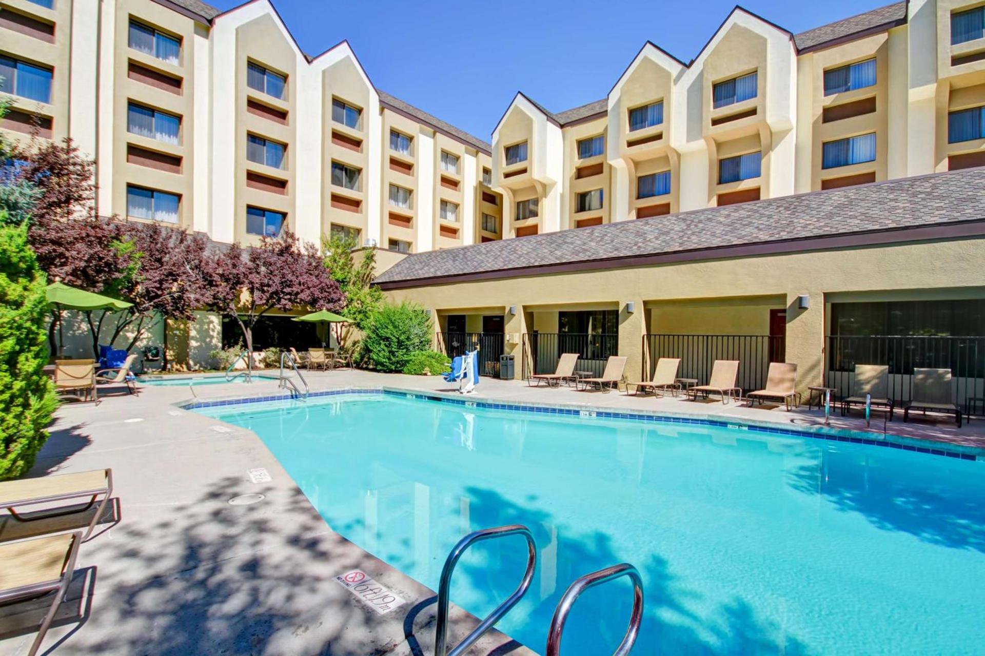 DoubleTree by Hilton Hotel Flagstaff photo 11
