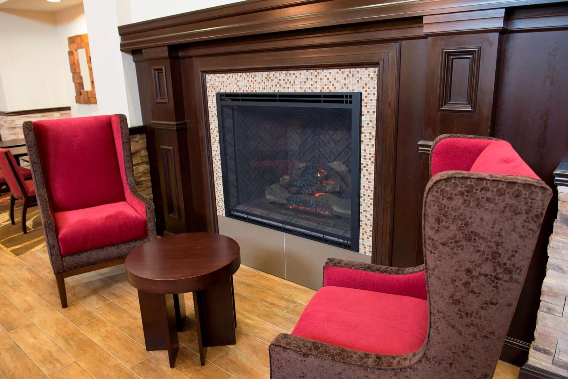 Hampton Inn and Suites Hope photo 11