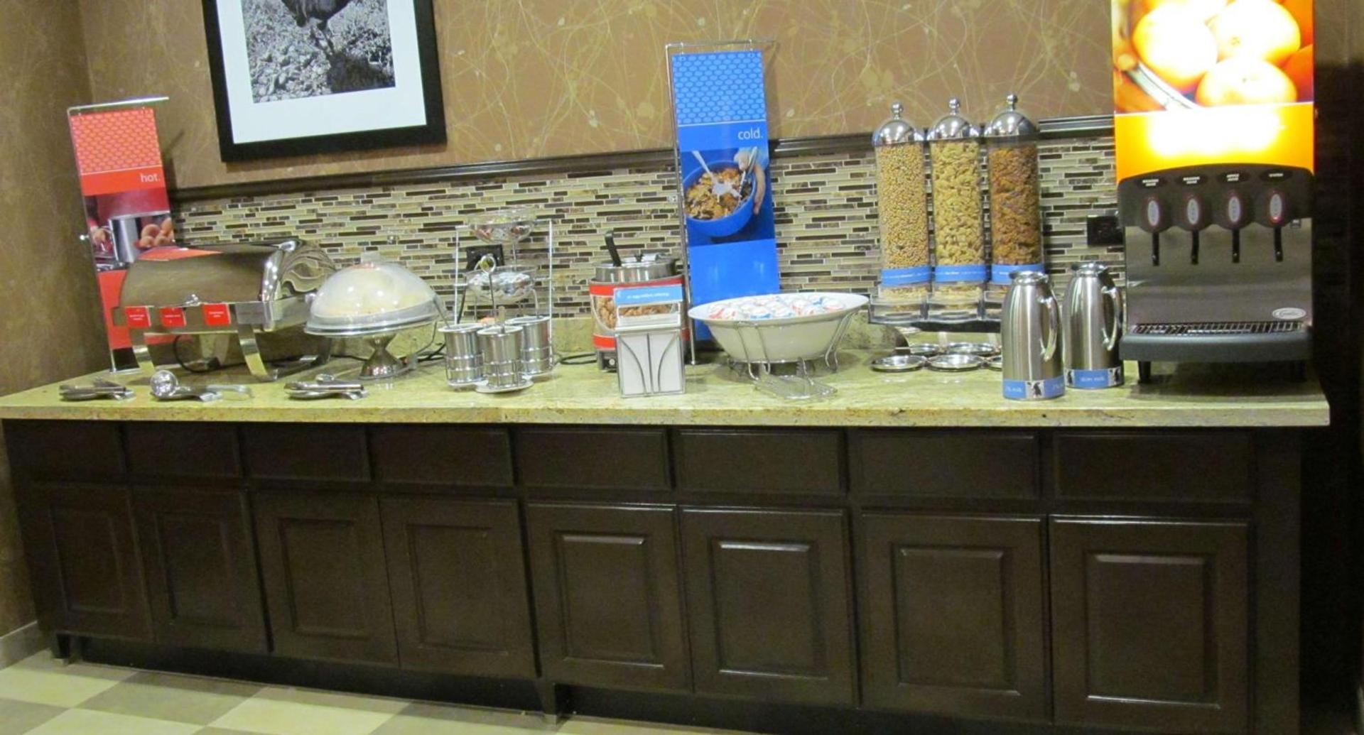 Hampton Inn and Suites Hope photo 14