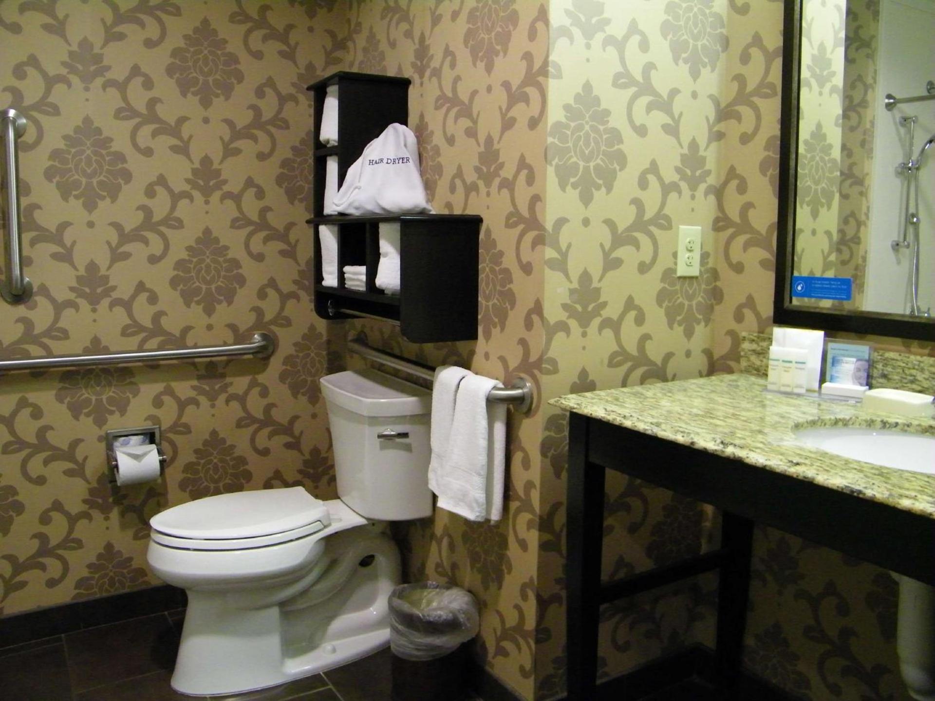 Hampton Inn and Suites Hope photo 19
