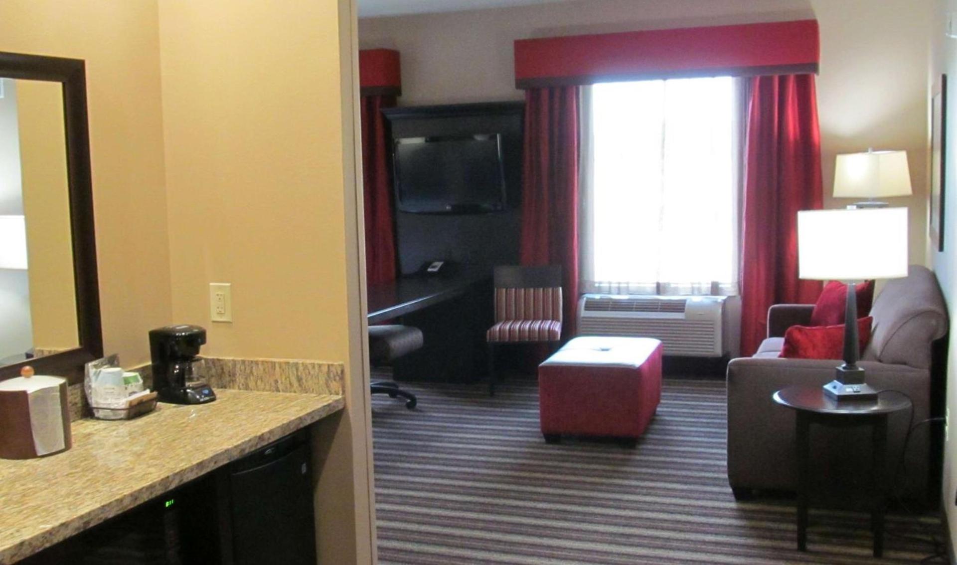 Hampton Inn and Suites Hope photo 24