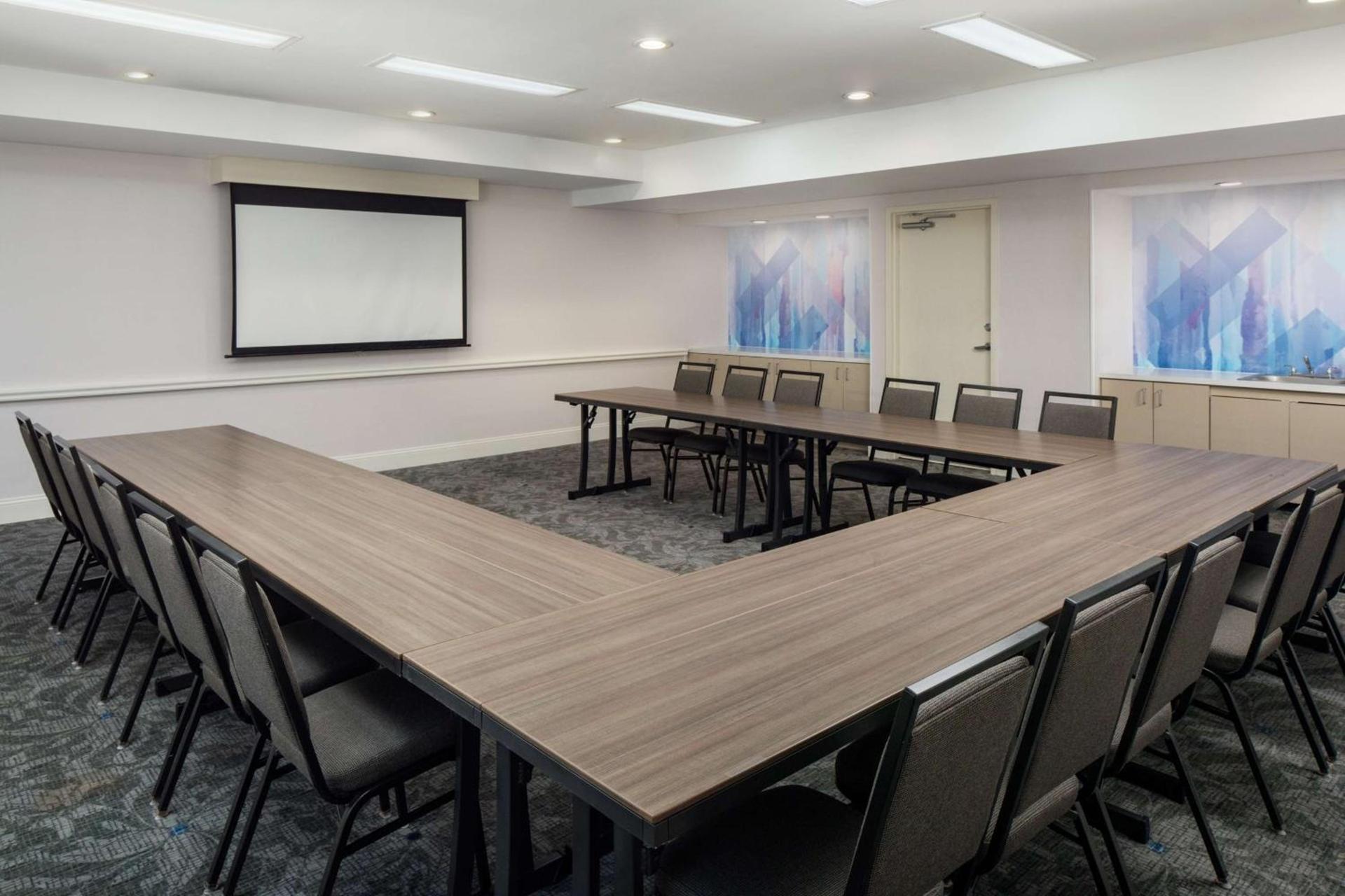 Hilton Garden Inn Arcadia/Pasadena Area photo 30