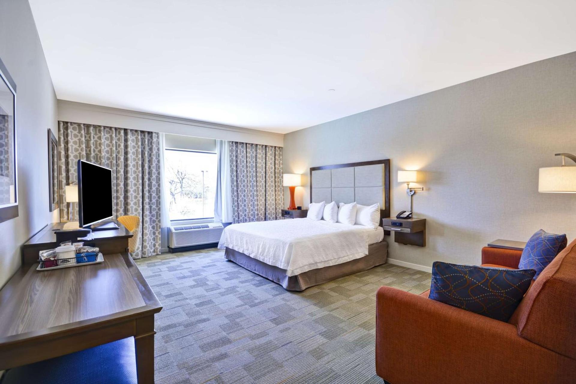 Hampton Inn & Suites Dallas/Plano-East photo 40